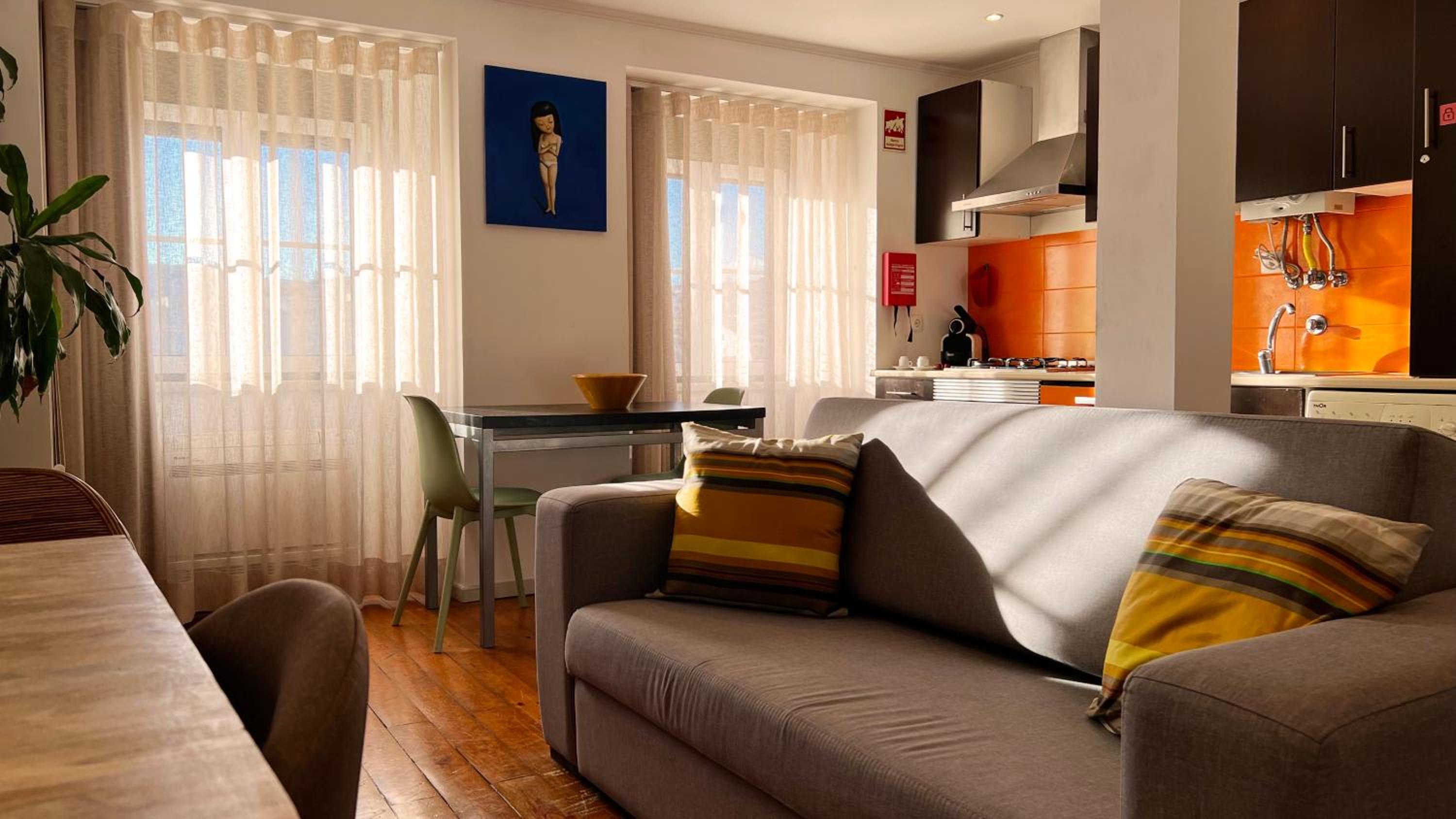 One-Bedroom Apartment - Photo 12