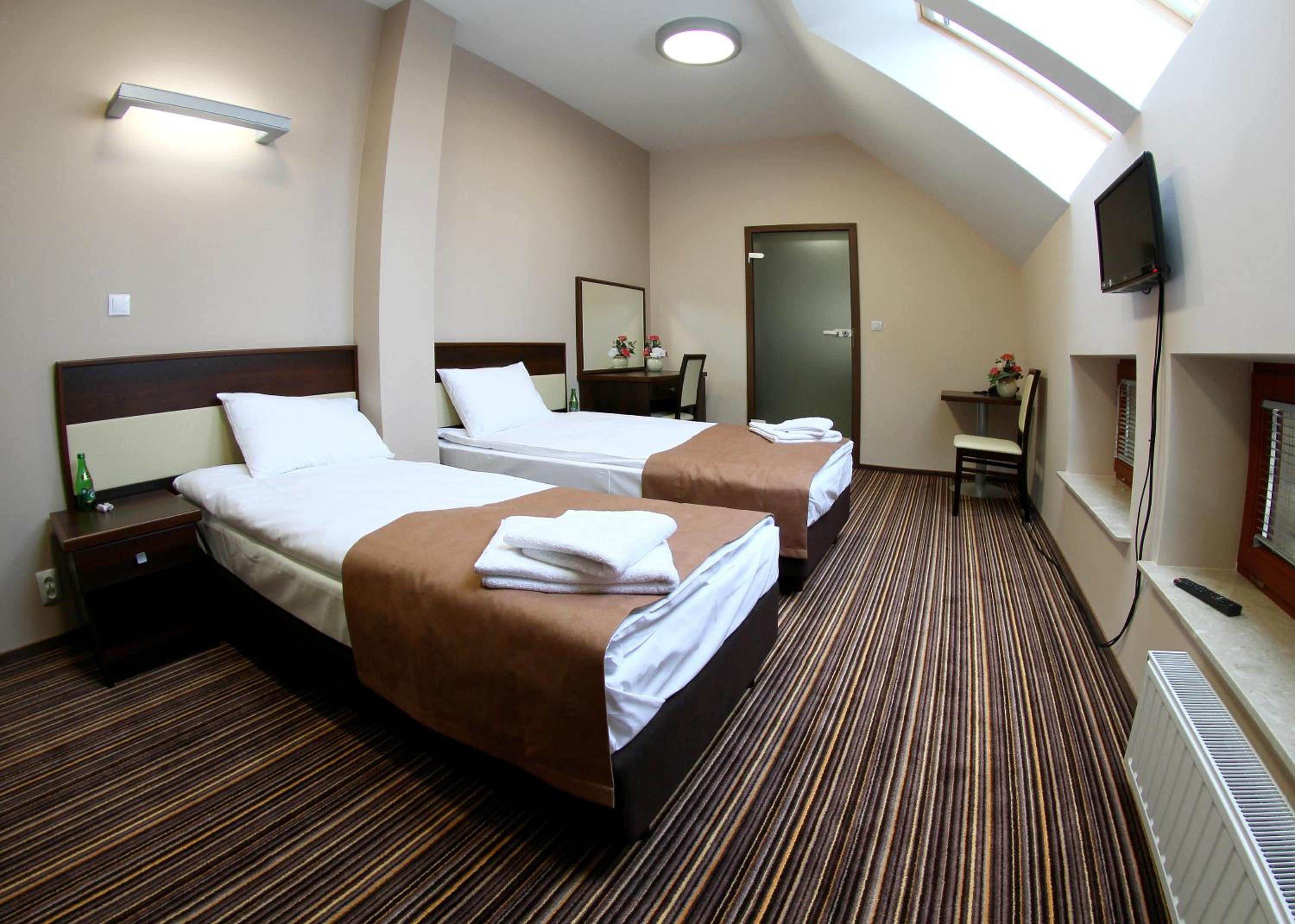 Double Or Twin Room photo 2