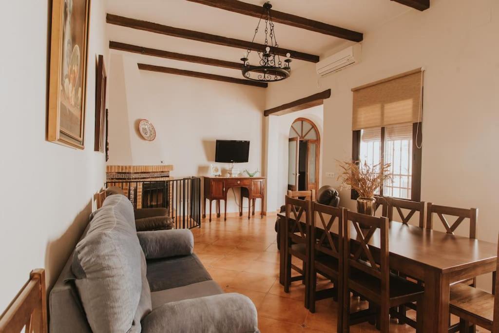 Casa de cuatro habitaciones