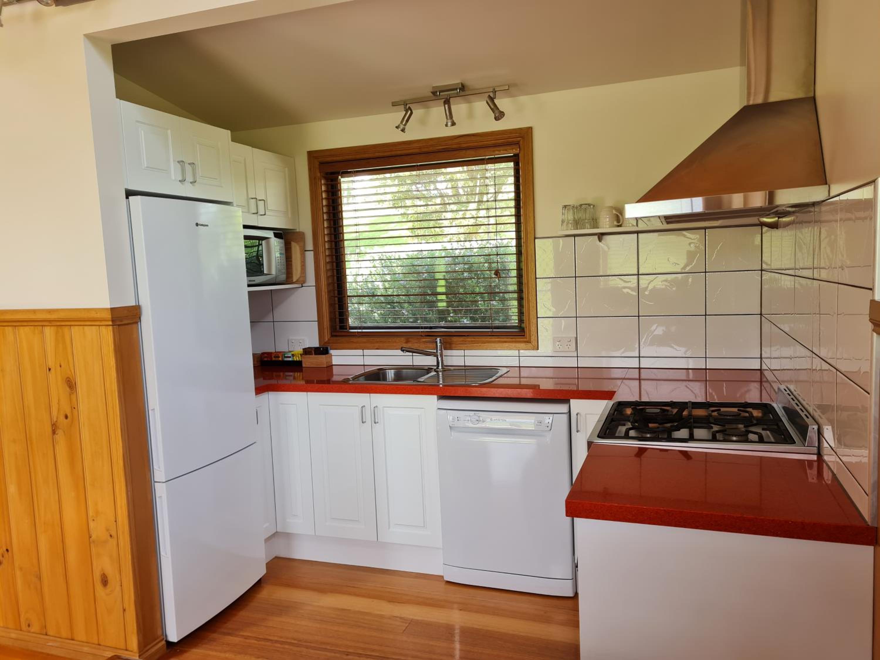 Two-Bedroom Cottage photo 2