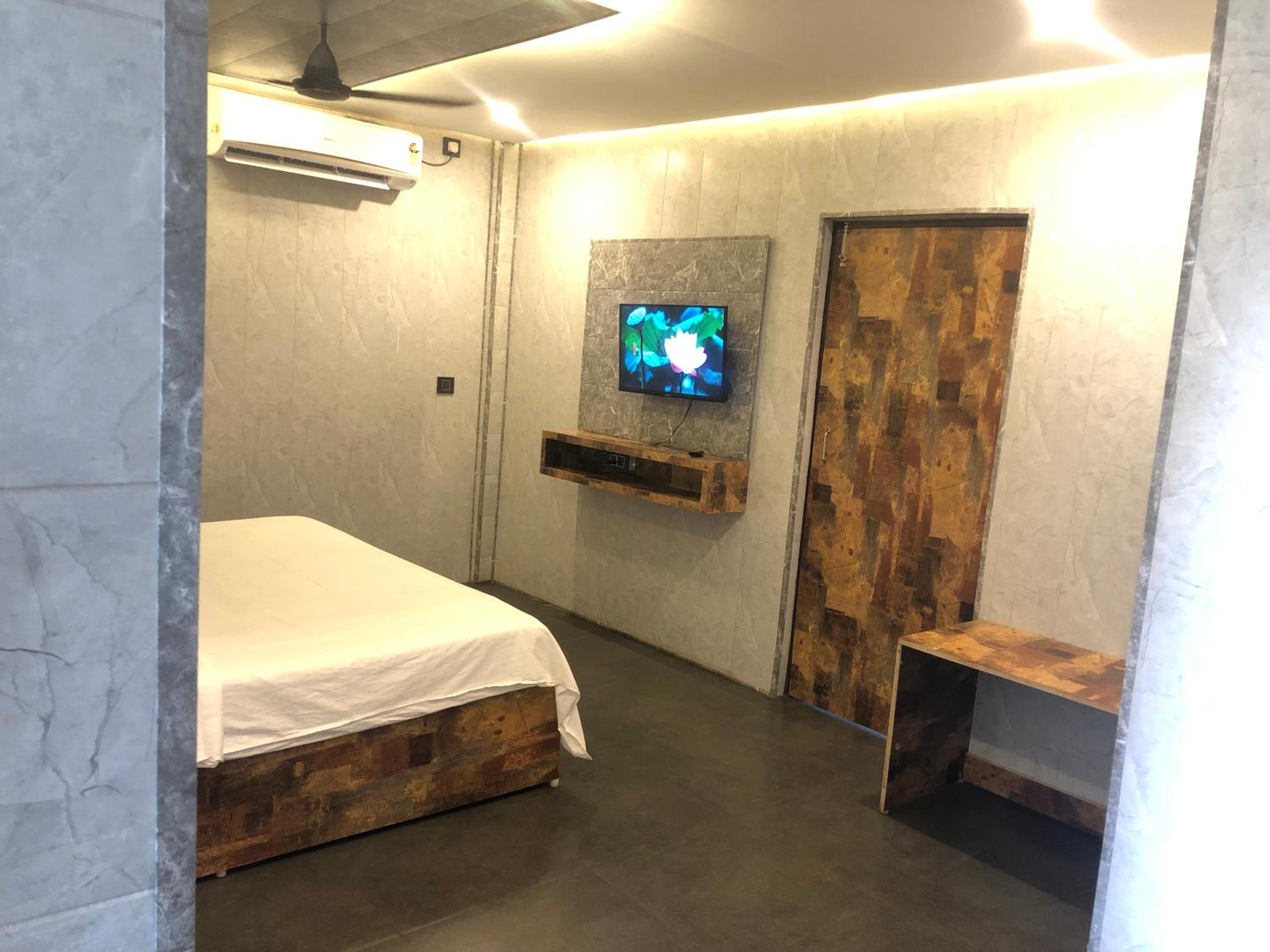 Deluxe Triple Room photo 3