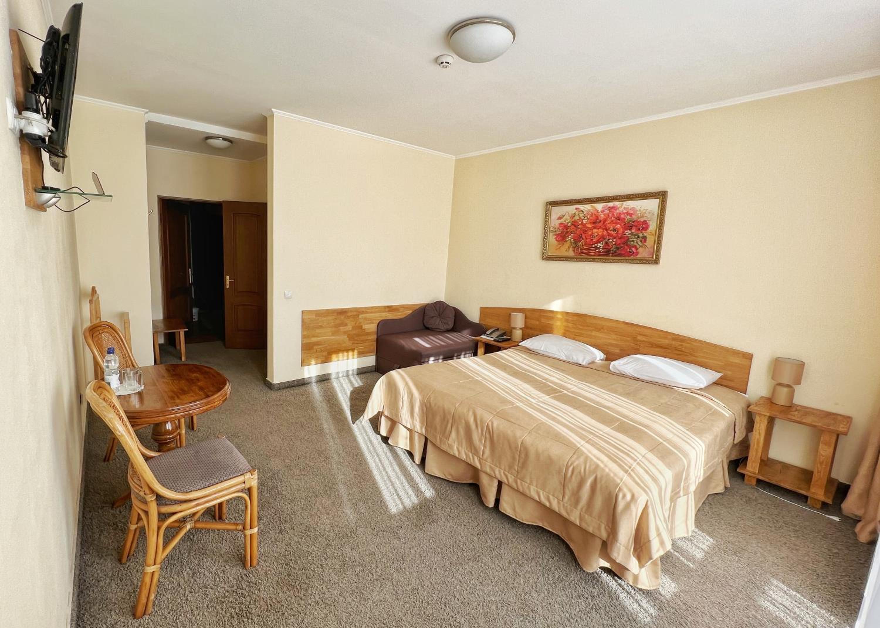 Classic Quadruple Room photo 3