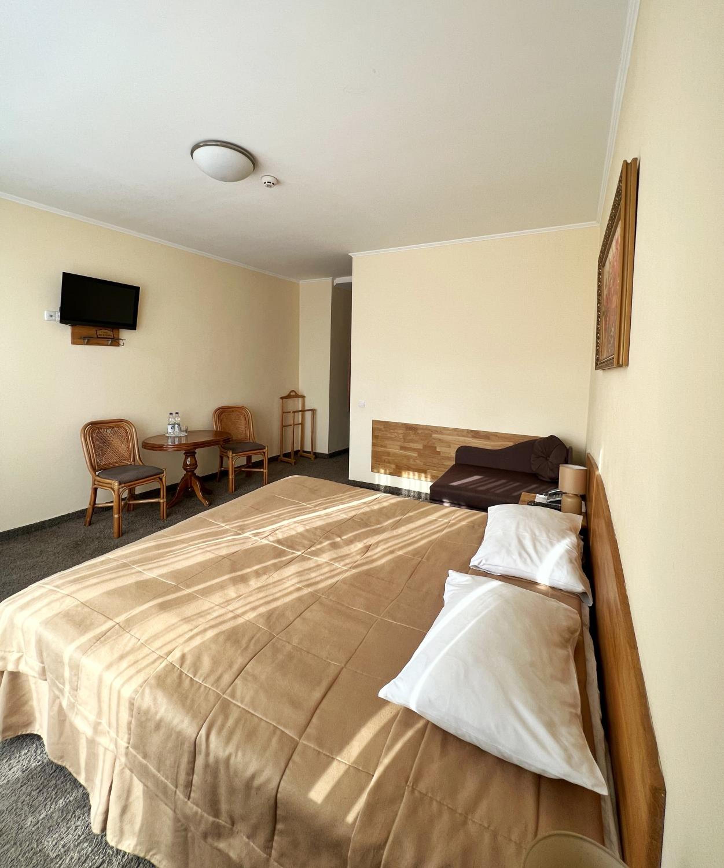Classic Quadruple Room photo 2