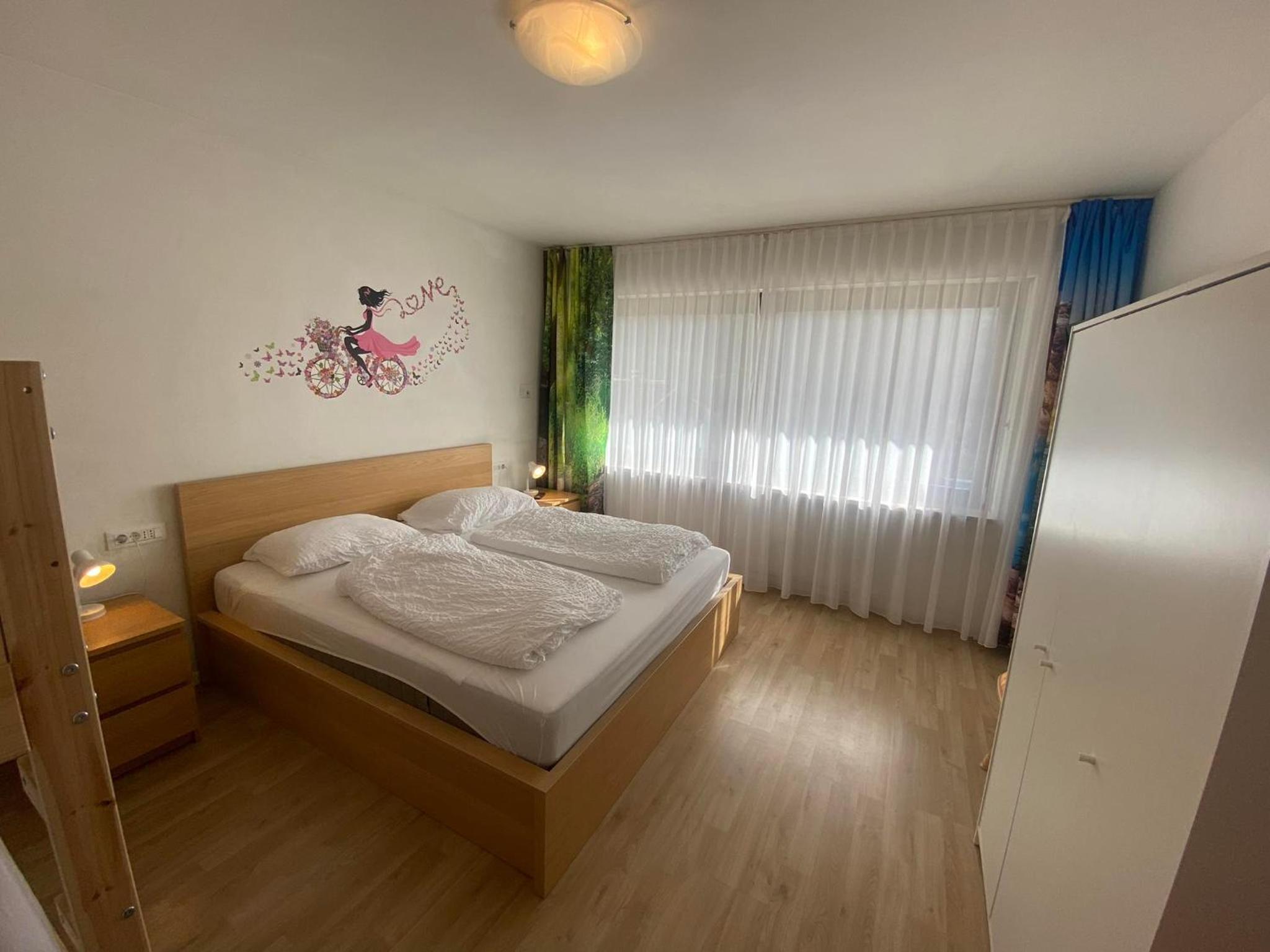 Double Room with Balcony - Photo 18