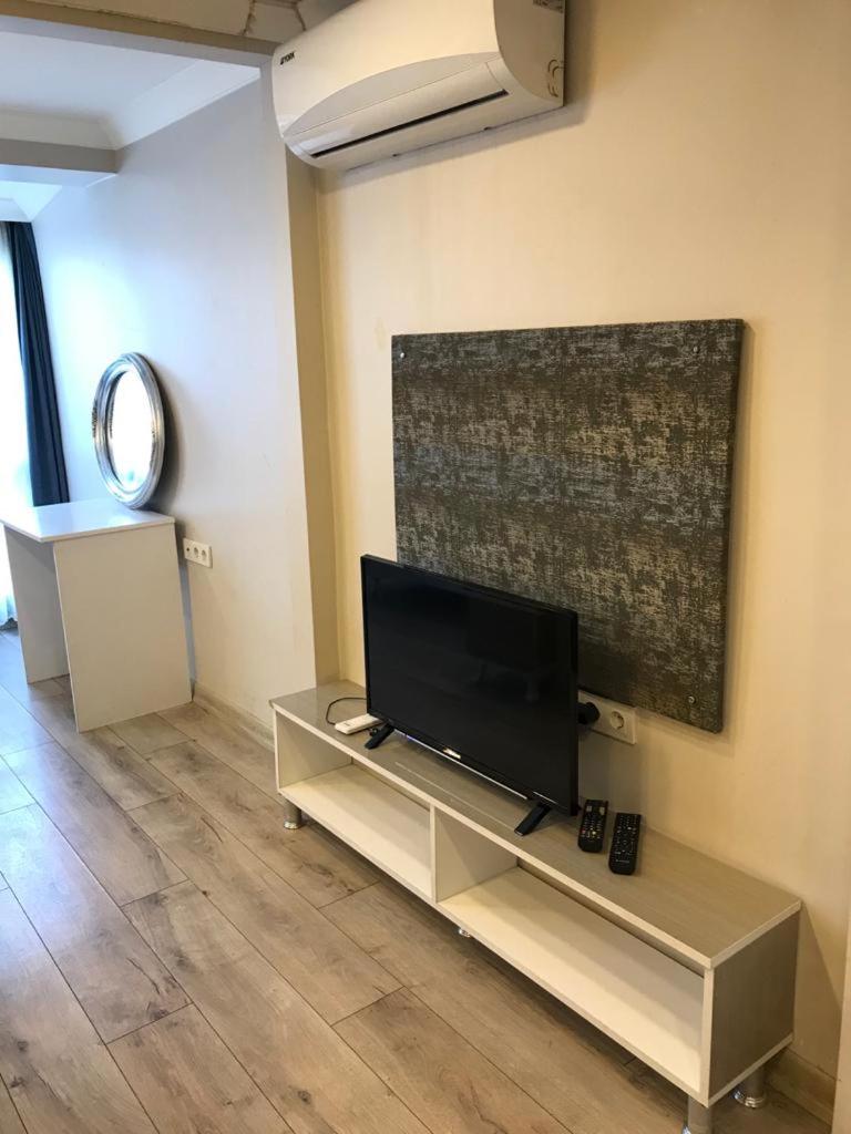 Apartment with Terrace photo 1