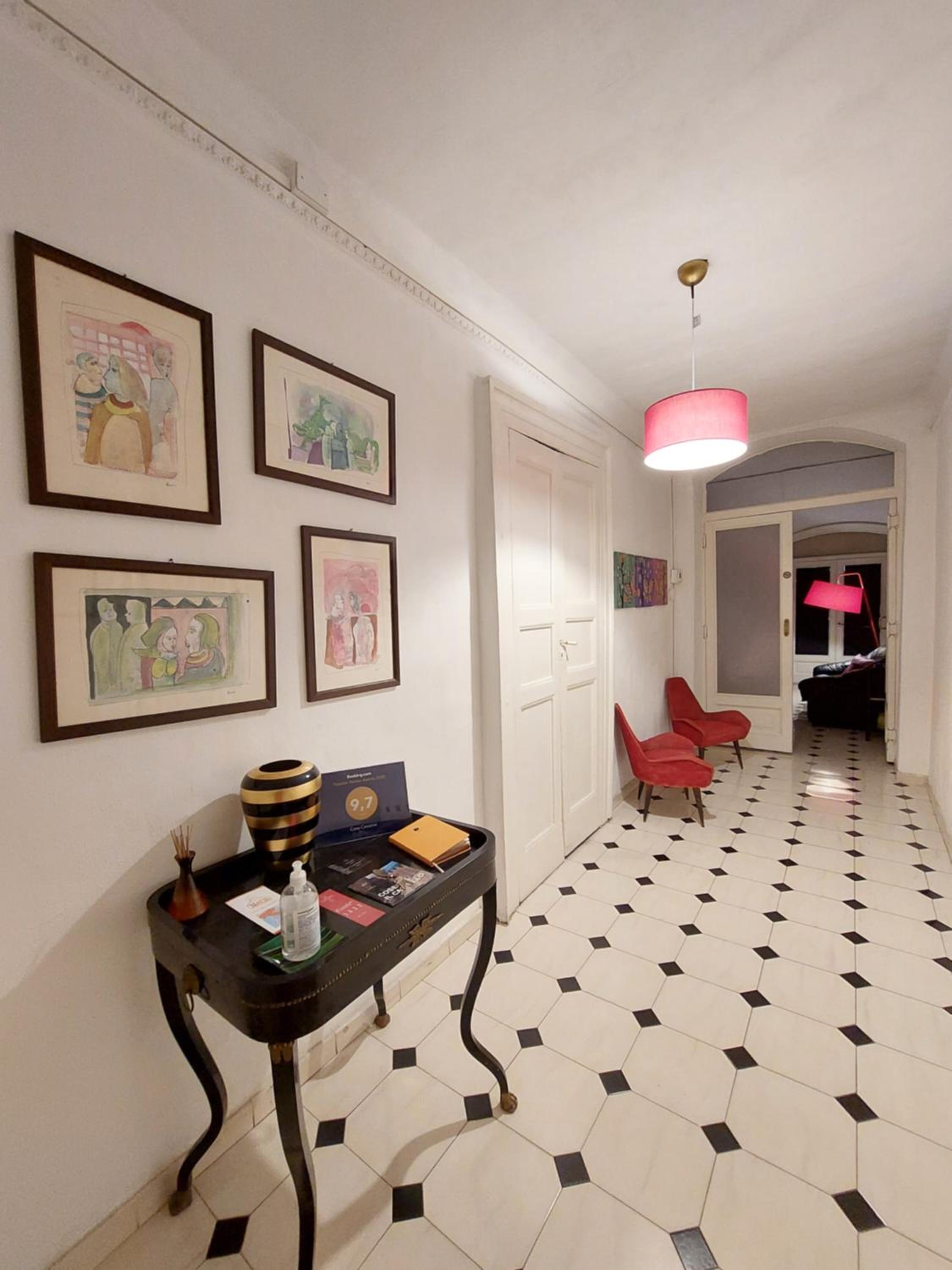 Apartment - Photo 1