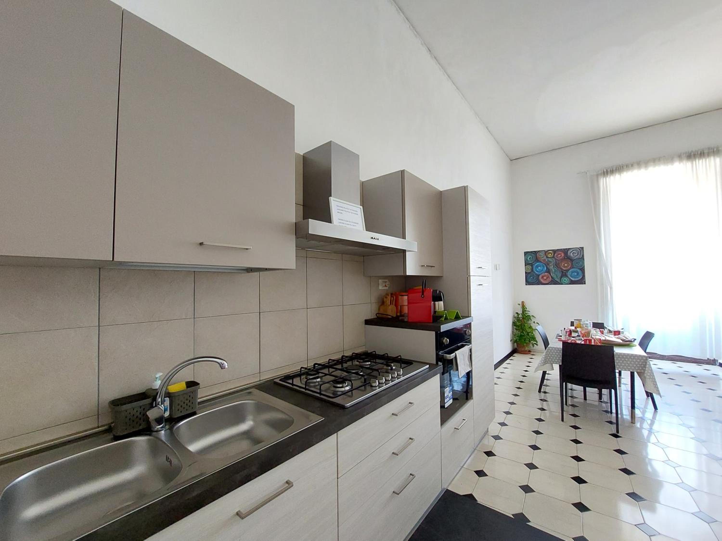 Apartment - Photo 2