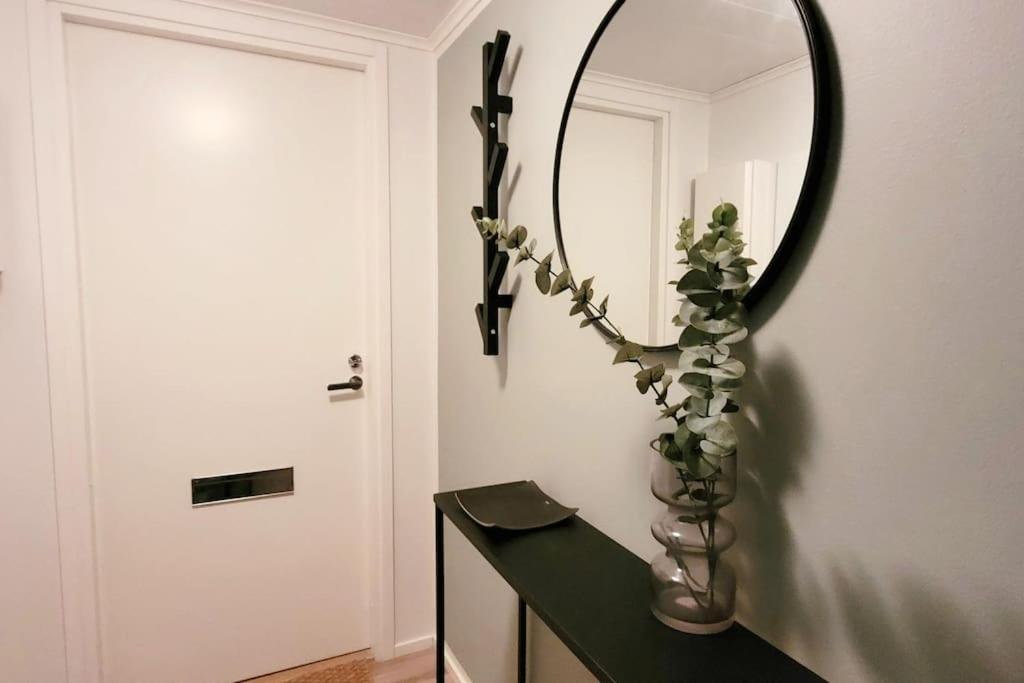 One-Bedroom Apartment - Photo 3