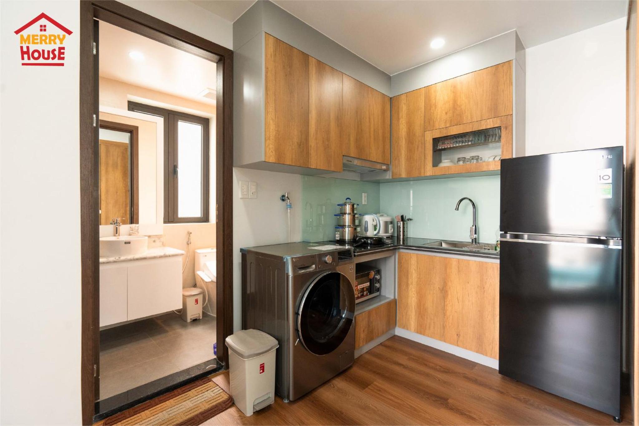 Studio Apartment - Photo 17