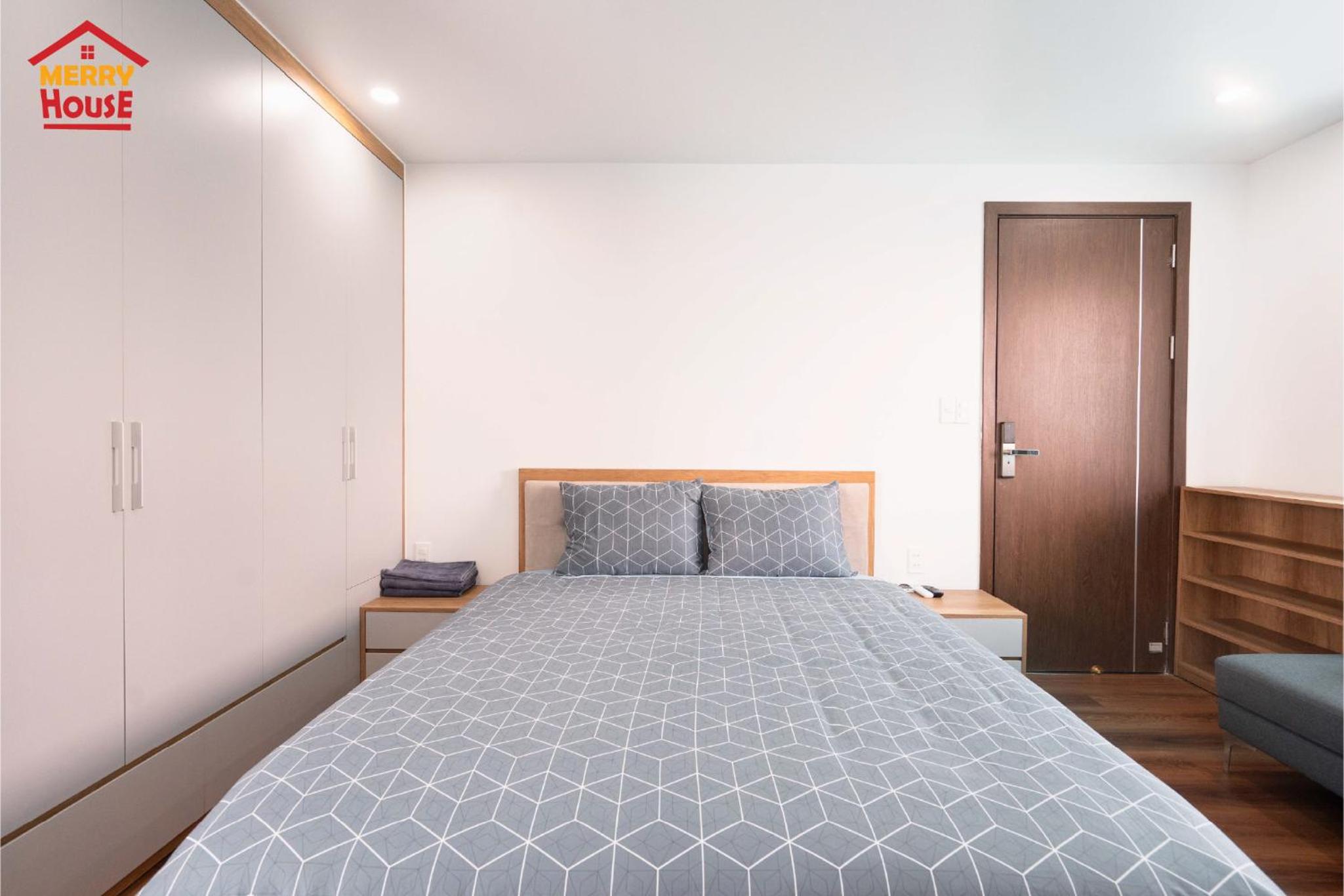 Studio Apartment - Photo 3