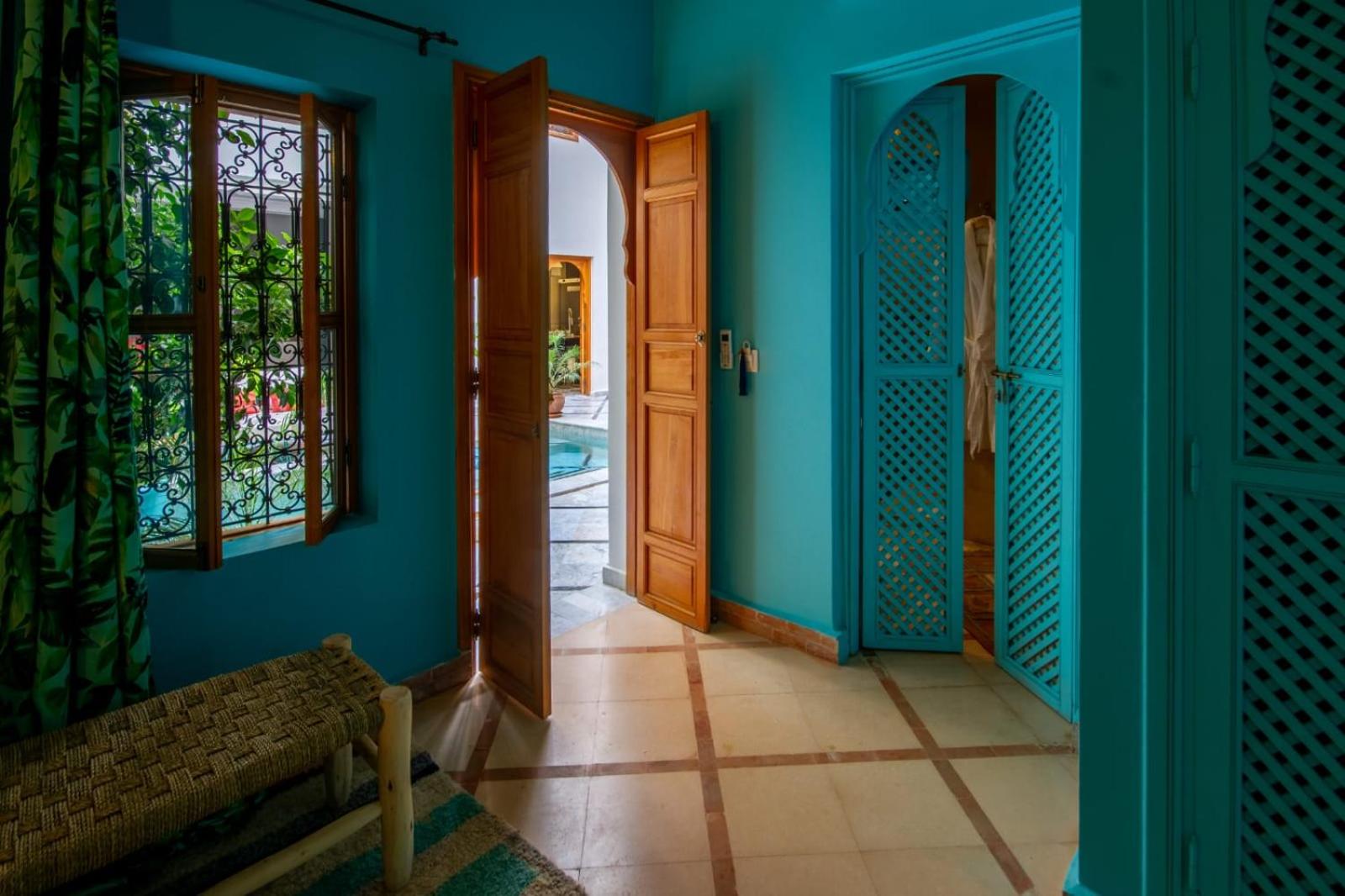 Deluxe Double or Twin Room with Pool Access - Photo 4