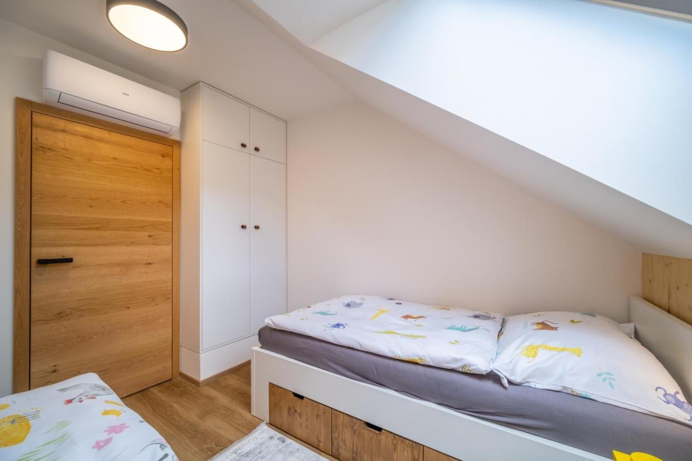 Three-Bedroom House photo 1