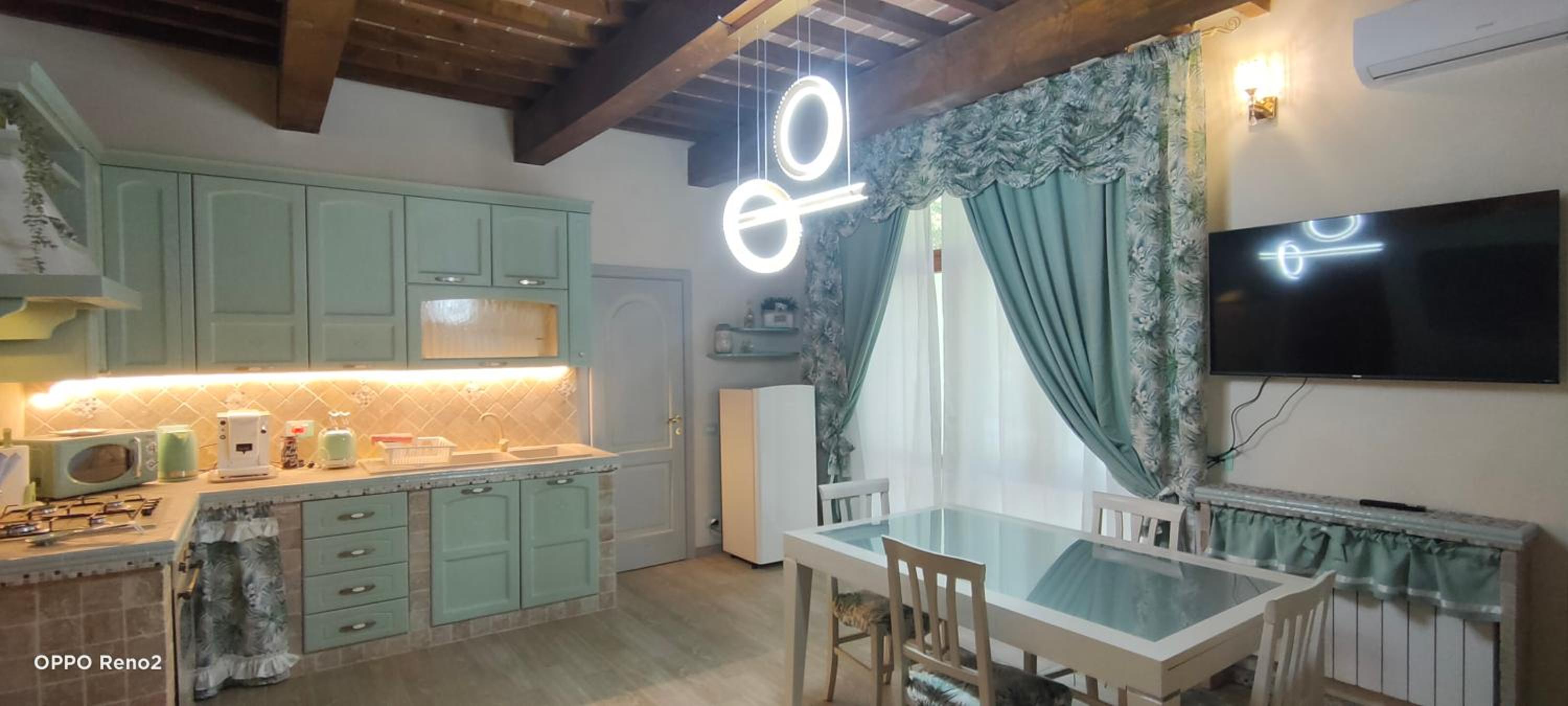 Standard Suite - Photo 17