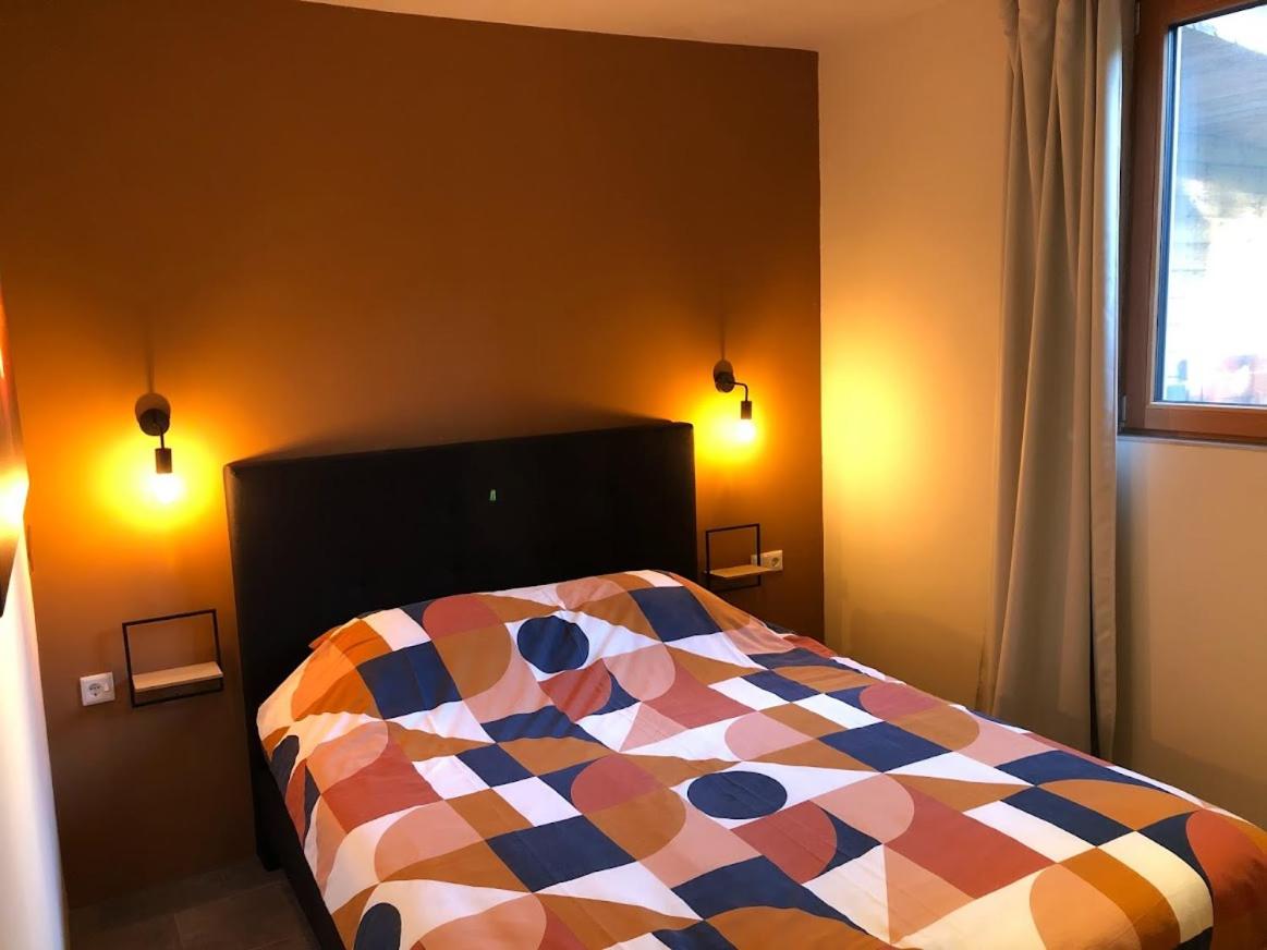 One-Bedroom Apartment with Garden photo 1