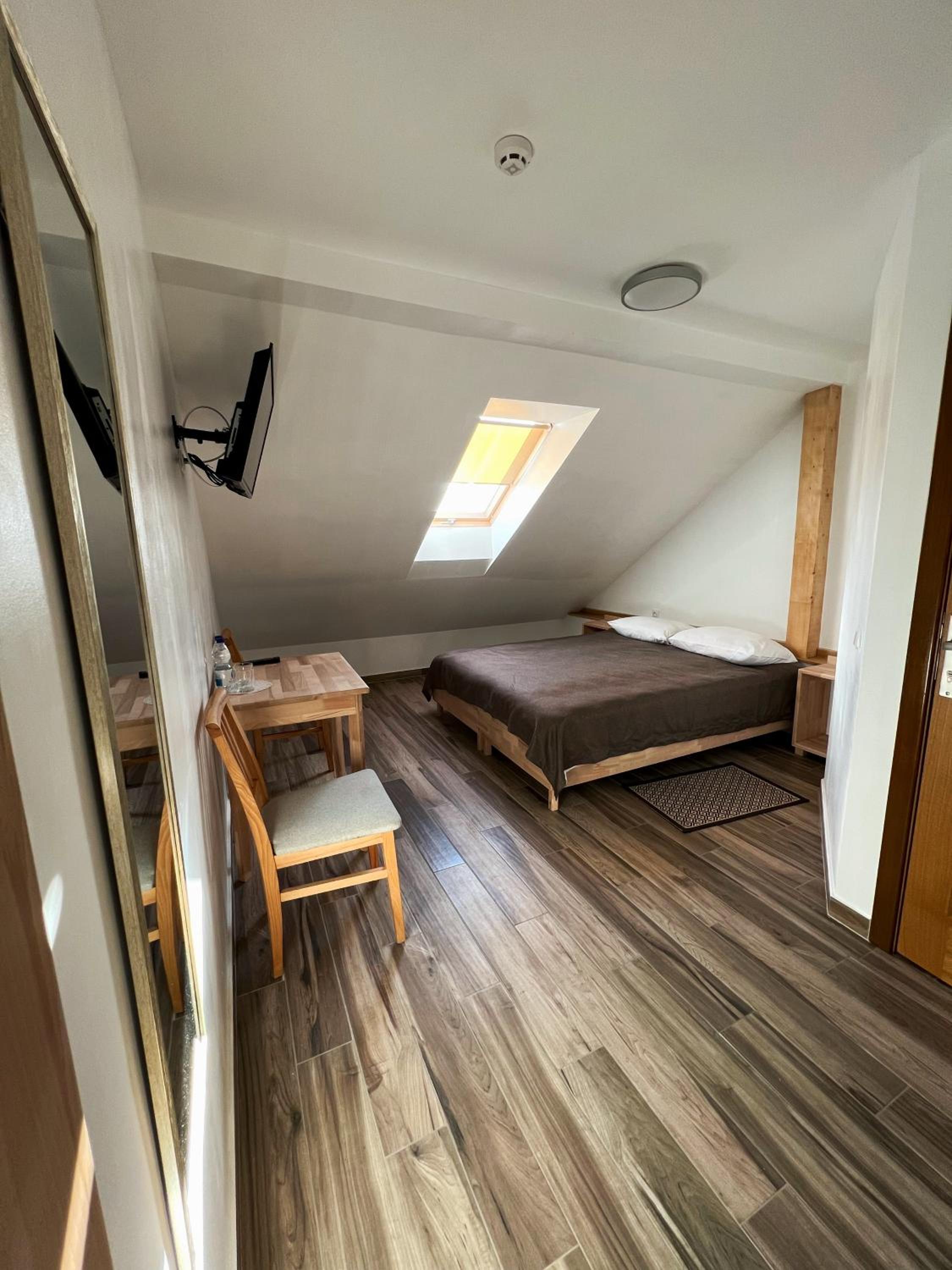 Double or Twin Room photo 1