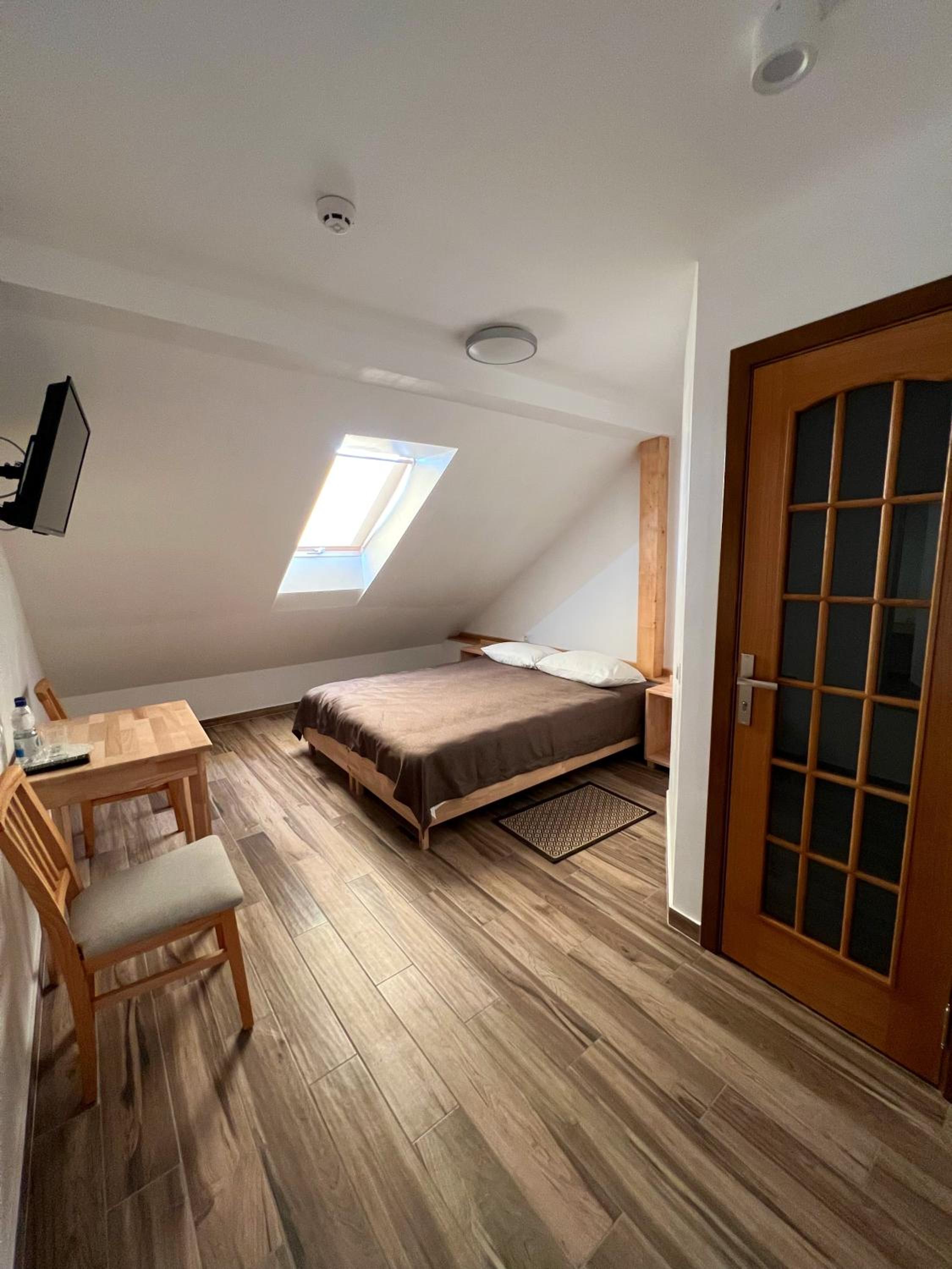 Double or Twin Room photo 2