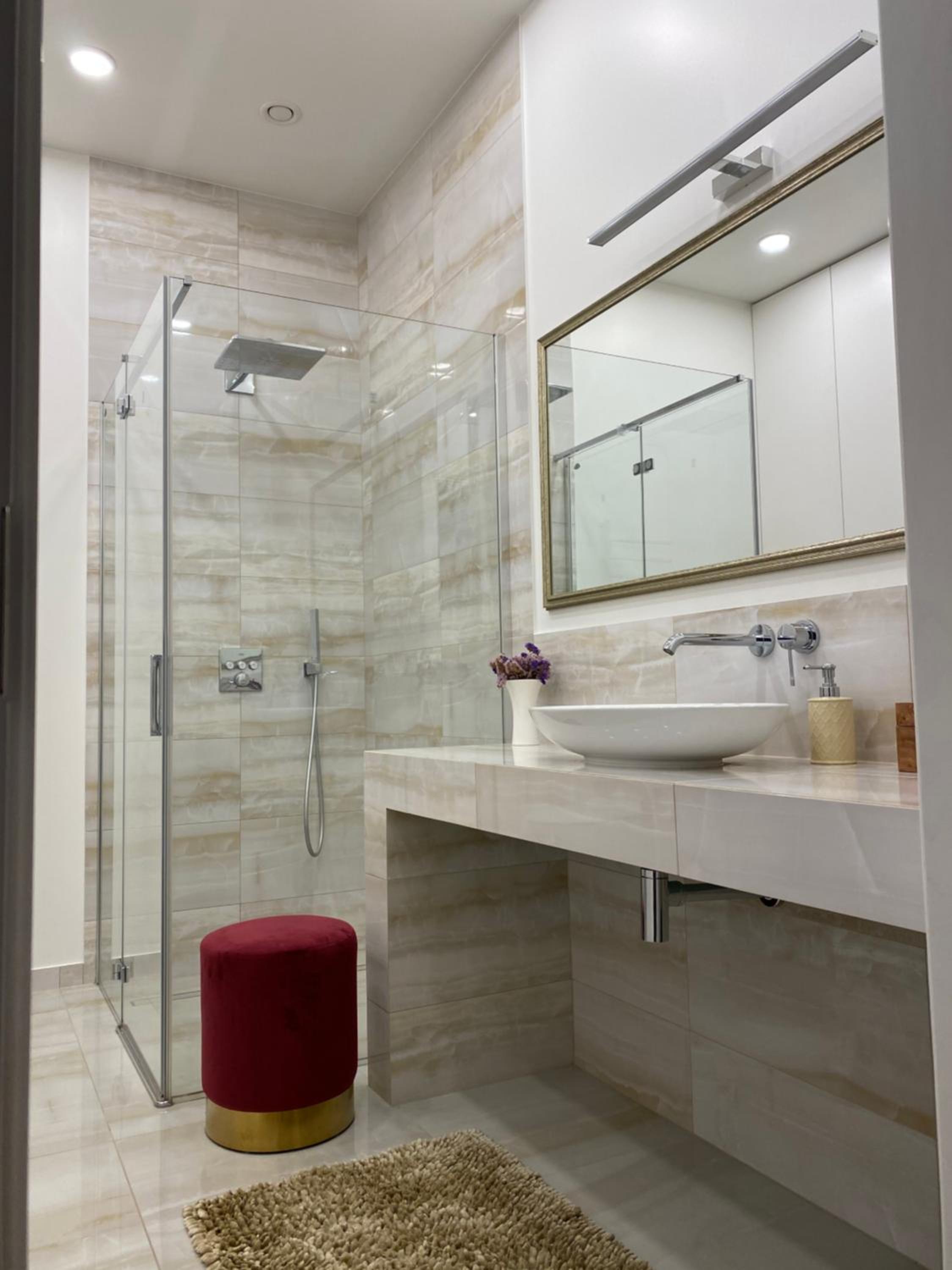 One-Bedroom Apartment - Photo 17