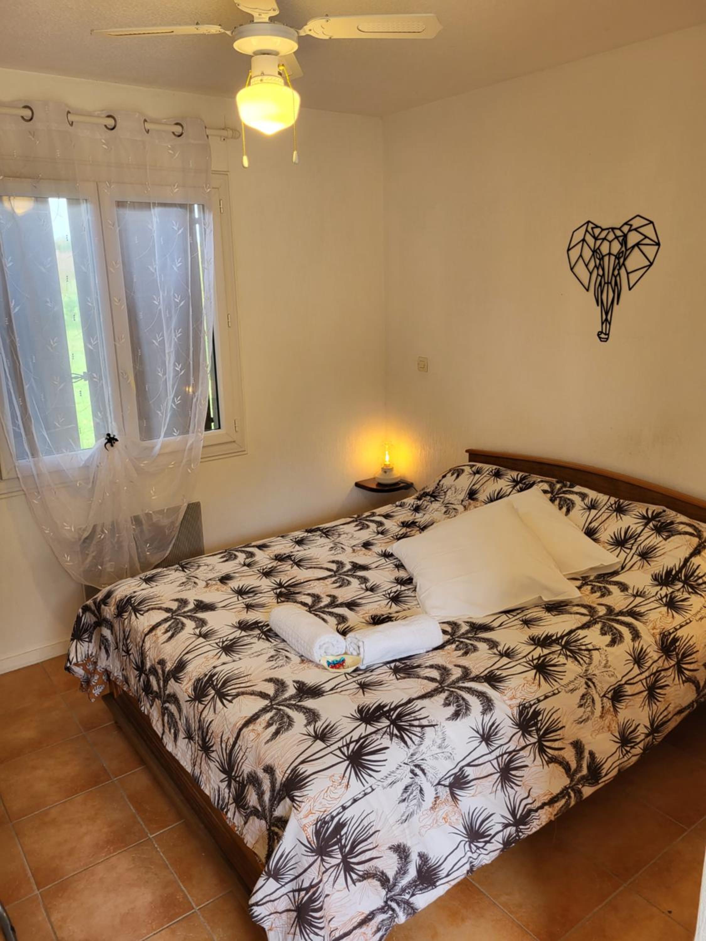 Double Room with Private Bathroom - Photo 3