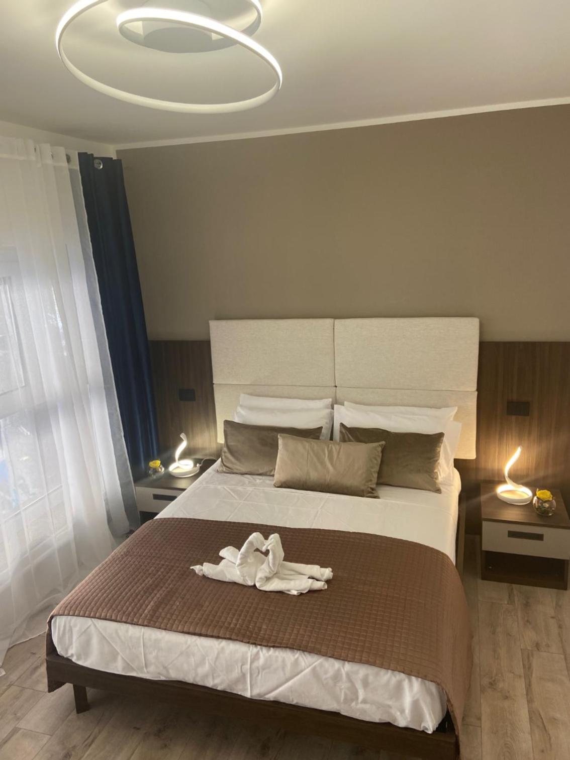 Double Room with Private Bathroom - Photo 1
