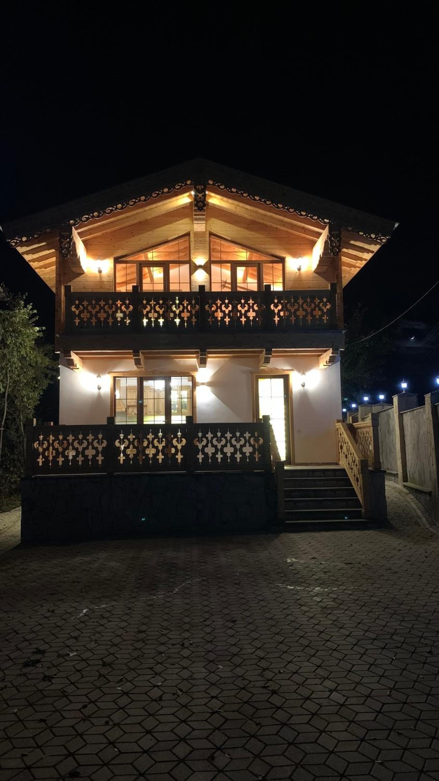 Two-Bedroom Chalet photo 2