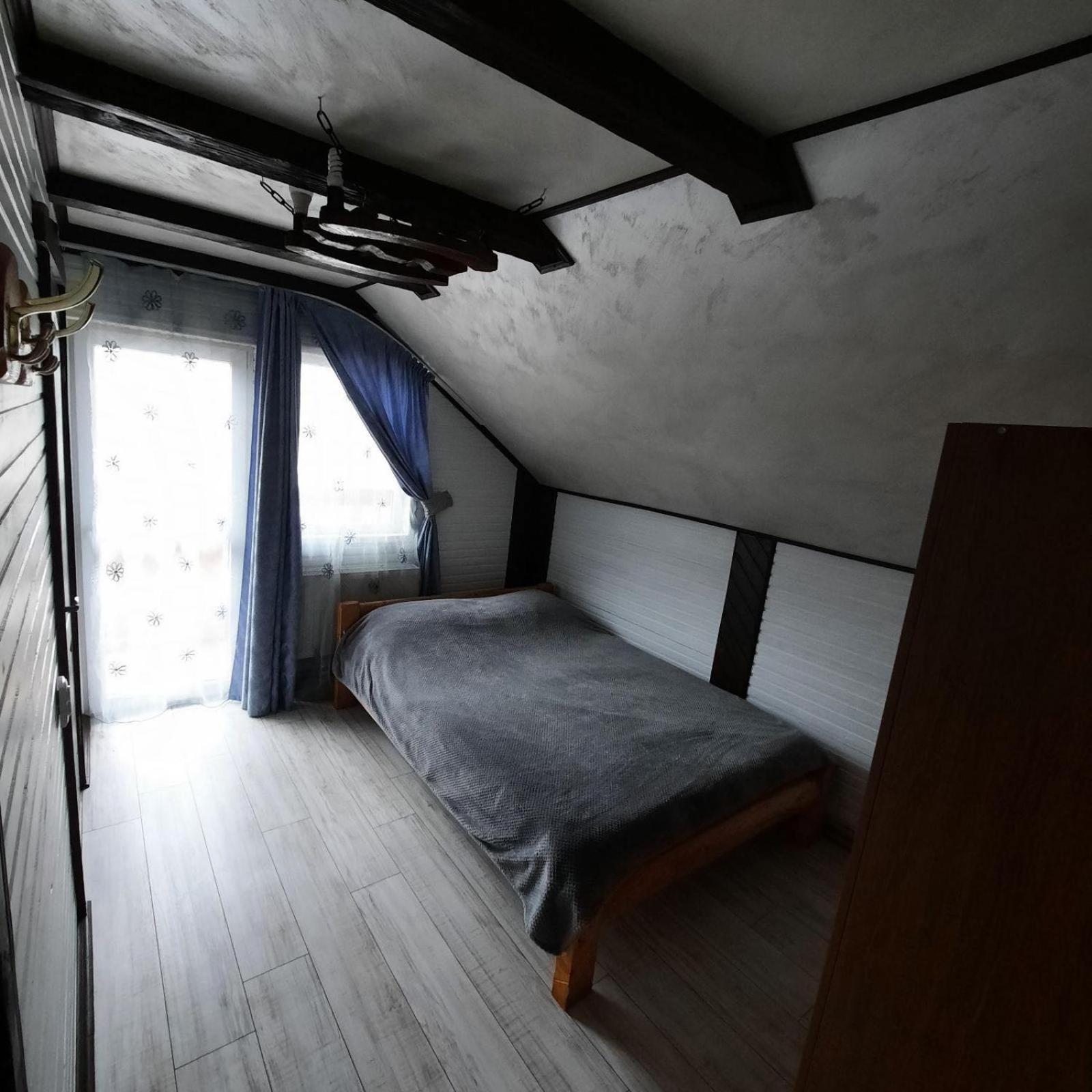Double Room with Balcony (2 Adults + 1 Child) photo 1