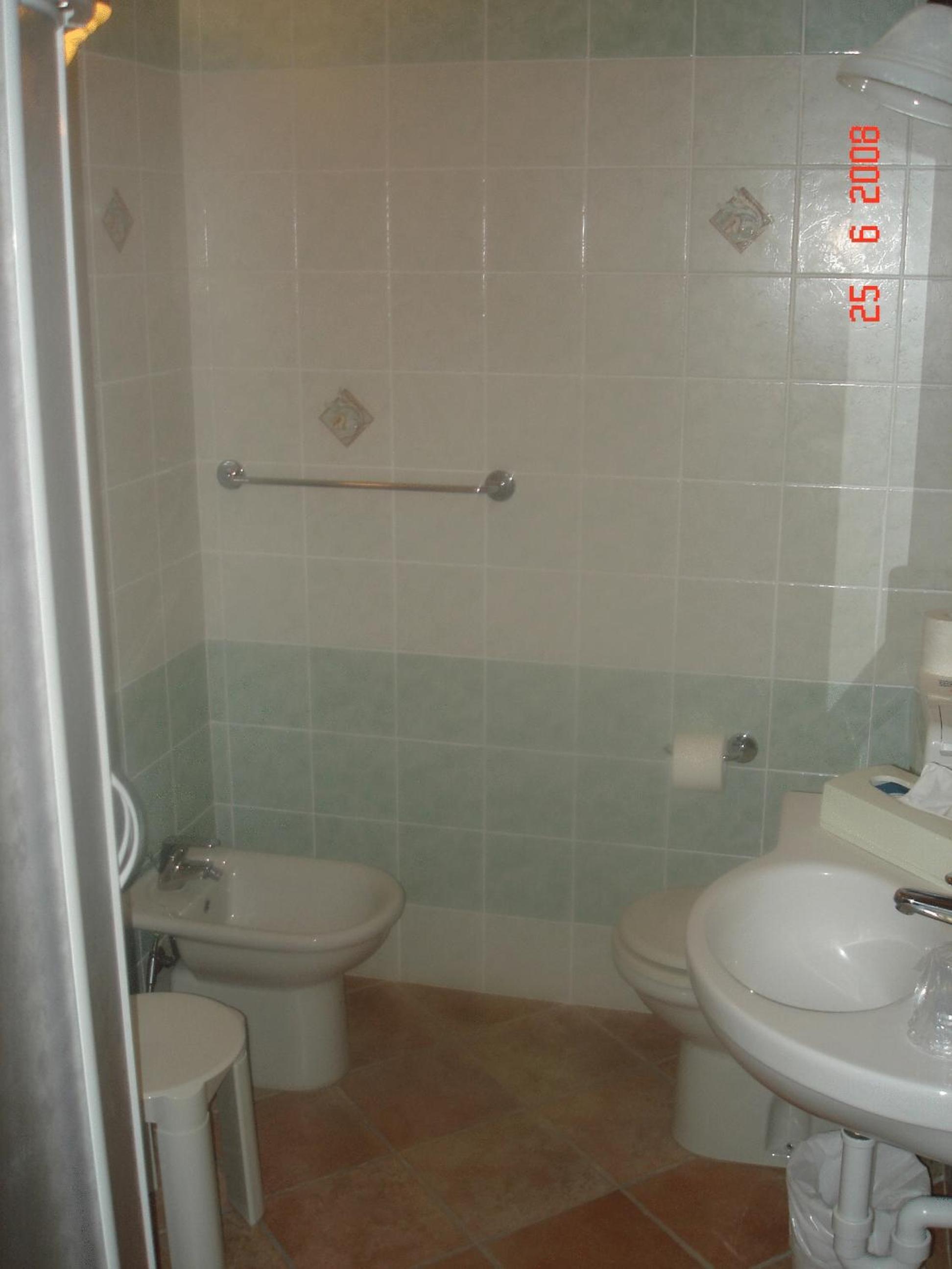 Double or Twin Room photo 2