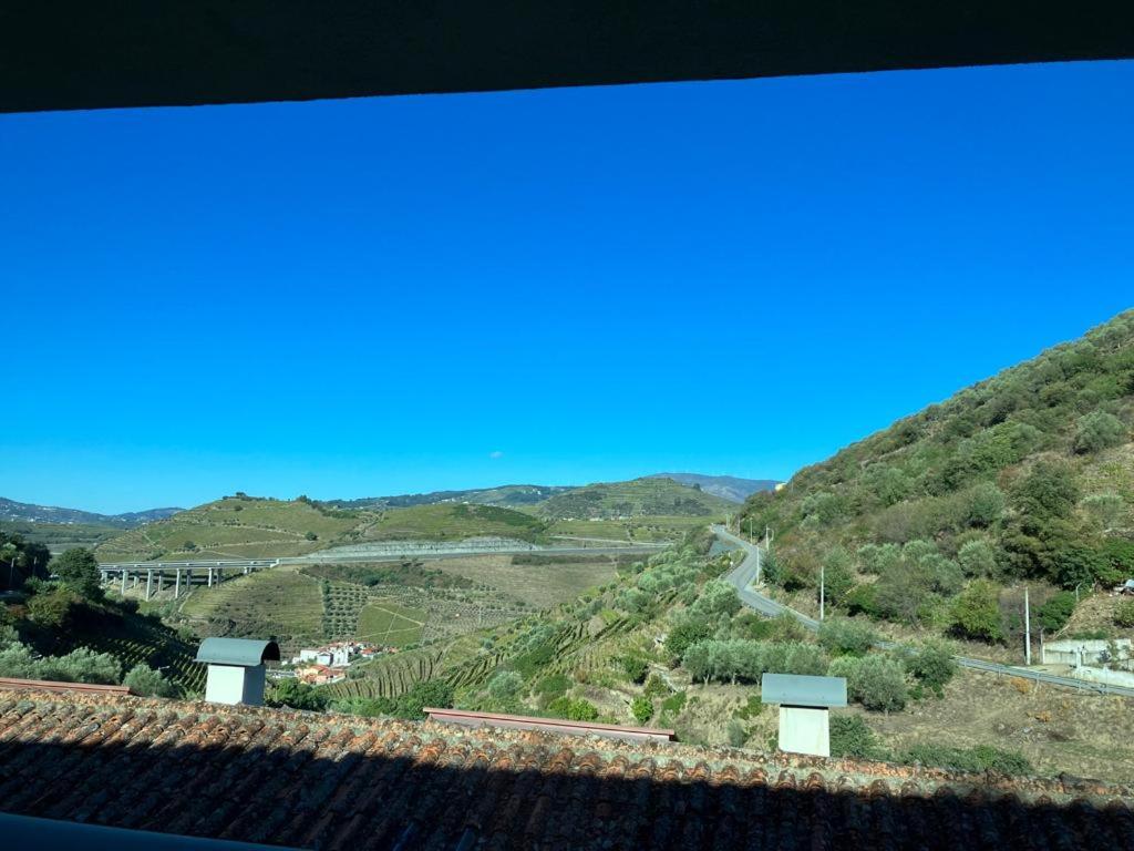 Apartment with Mountain View - Photo 13