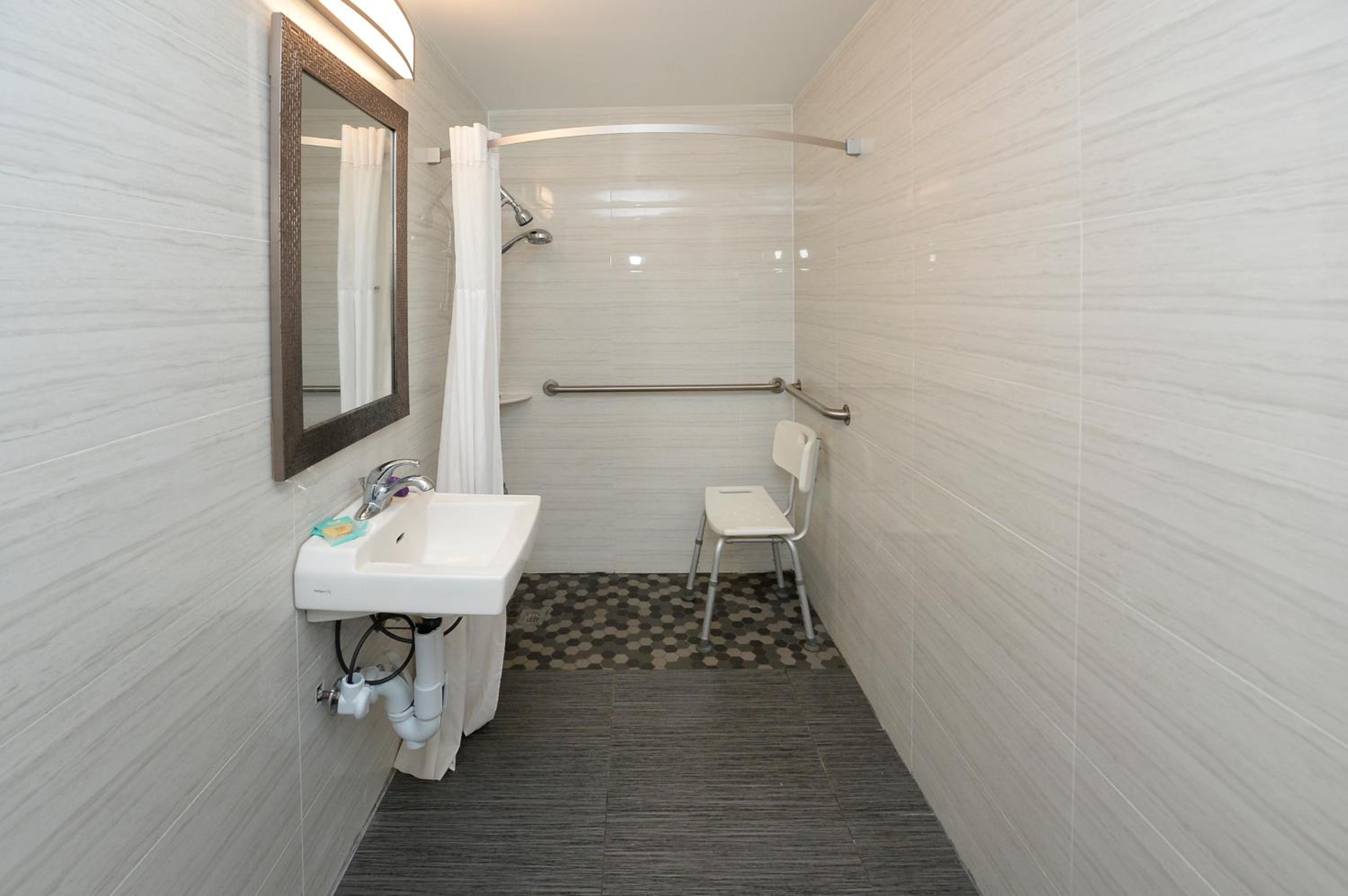 Americas Best Value Inn at Central Valley-Woodbury, Zdjęcie 9