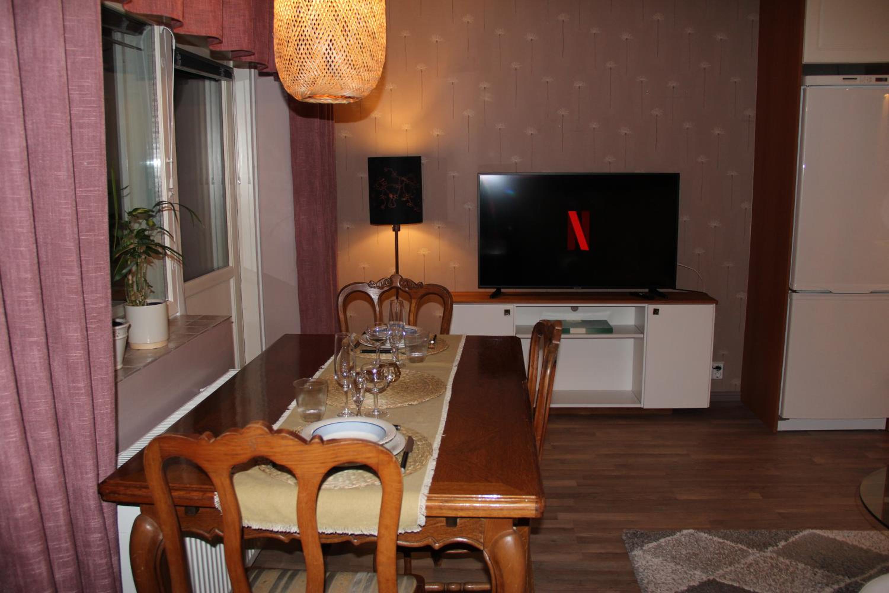 One-Bedroom Apartment - Photo 6