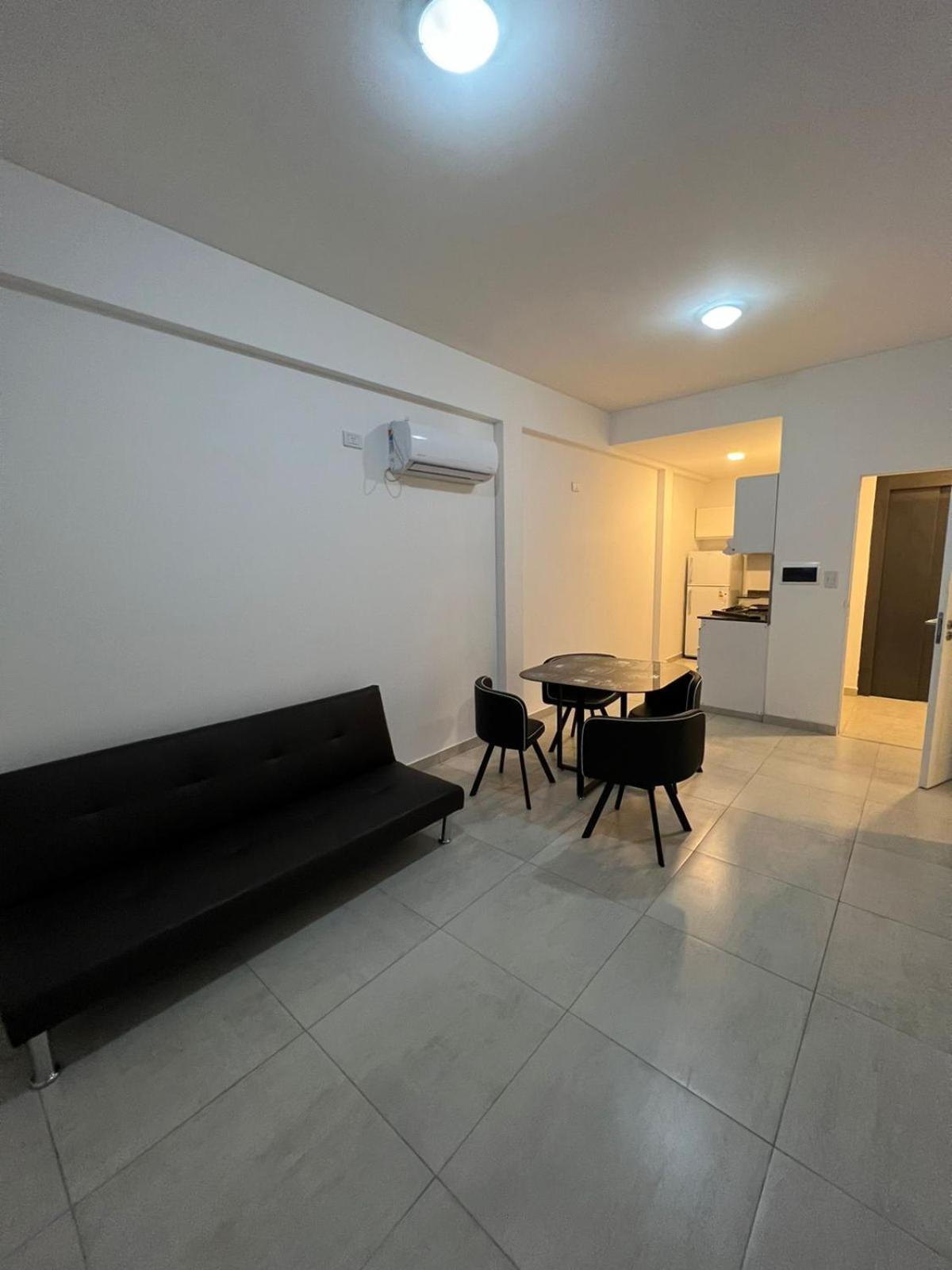 Apartment photo 2