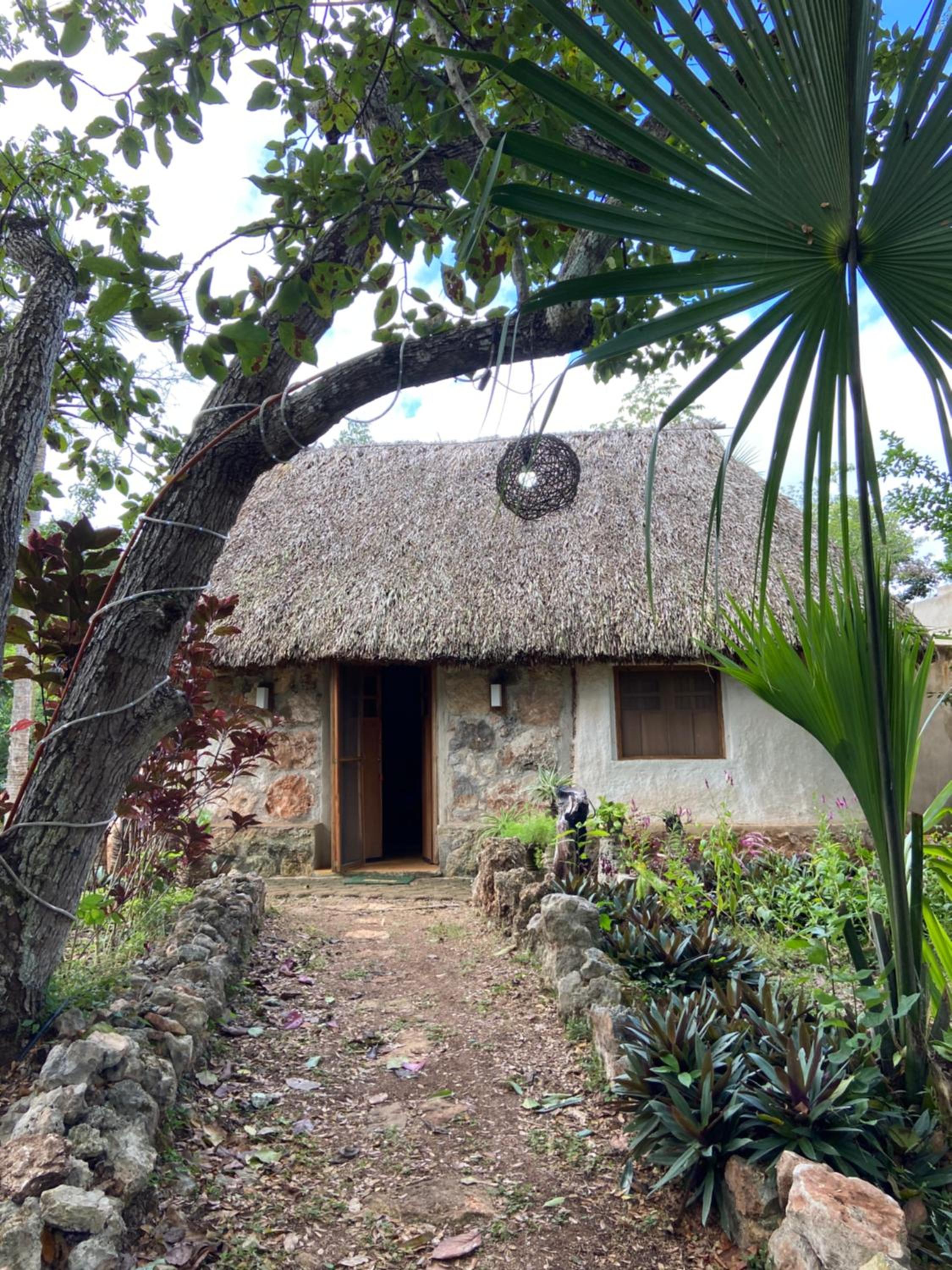 One-Bedroom House - Photo 19