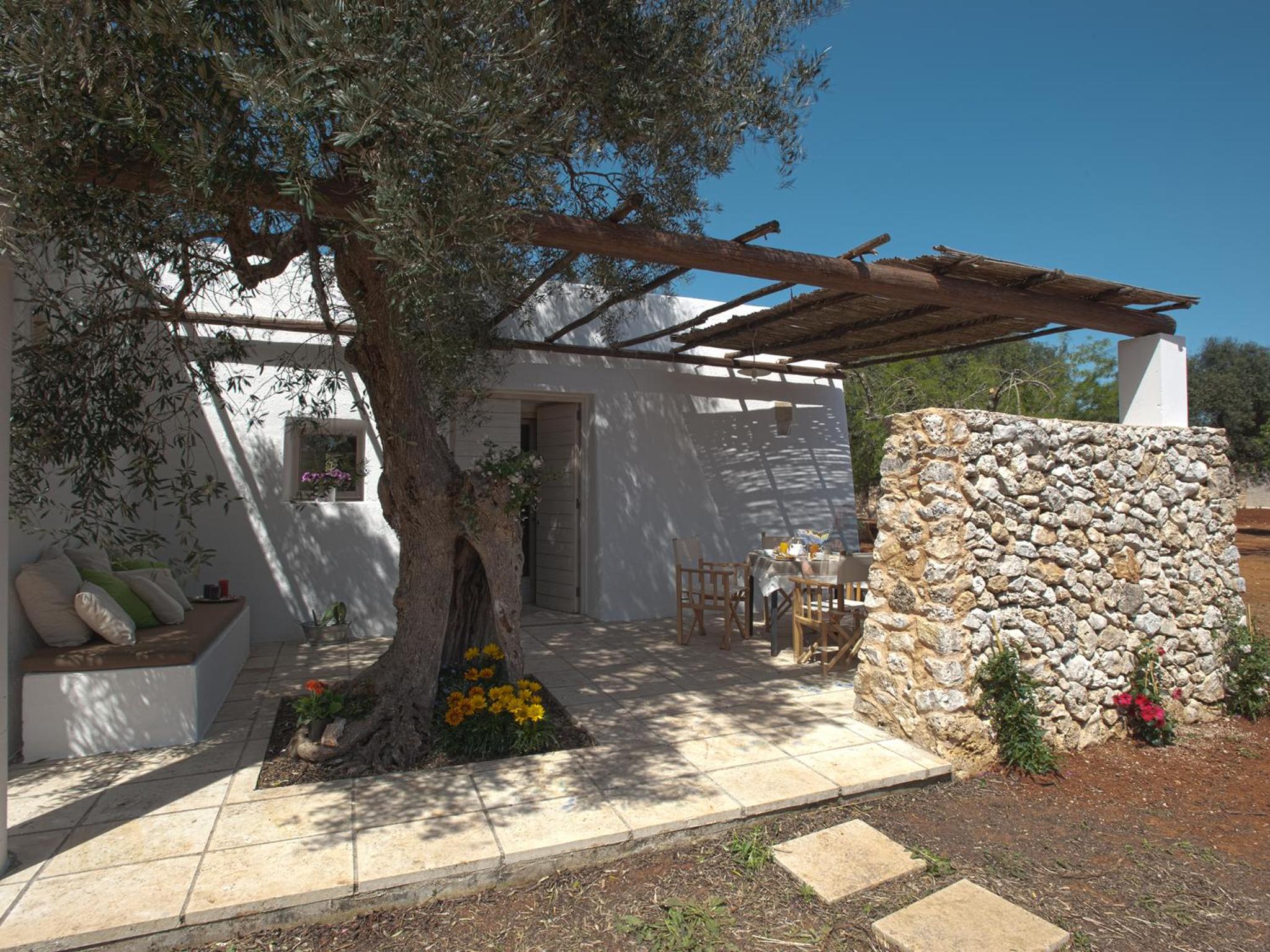 Superior Double Room with Patio photo 2