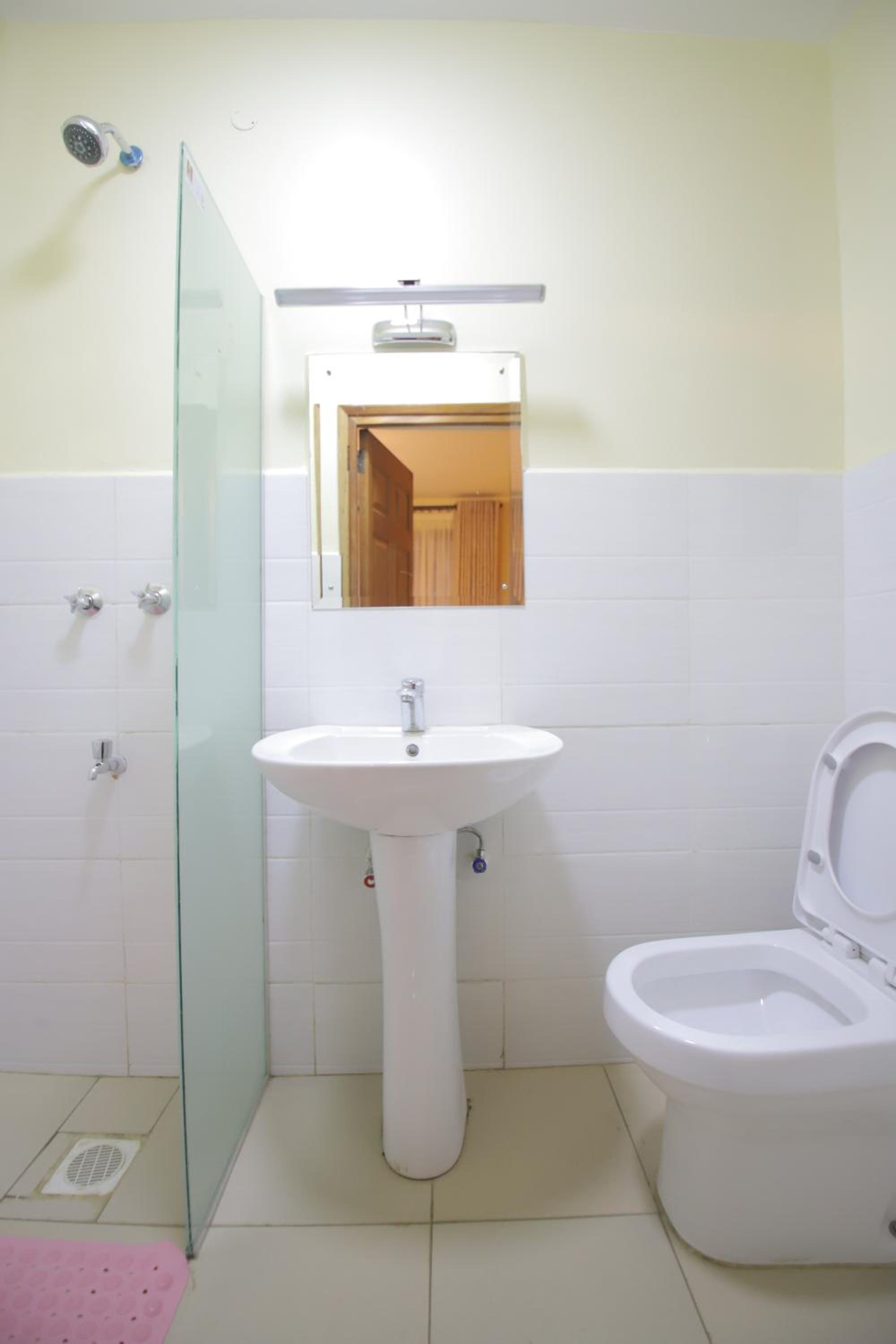 Two-Bedroom Apartment - Photo 4