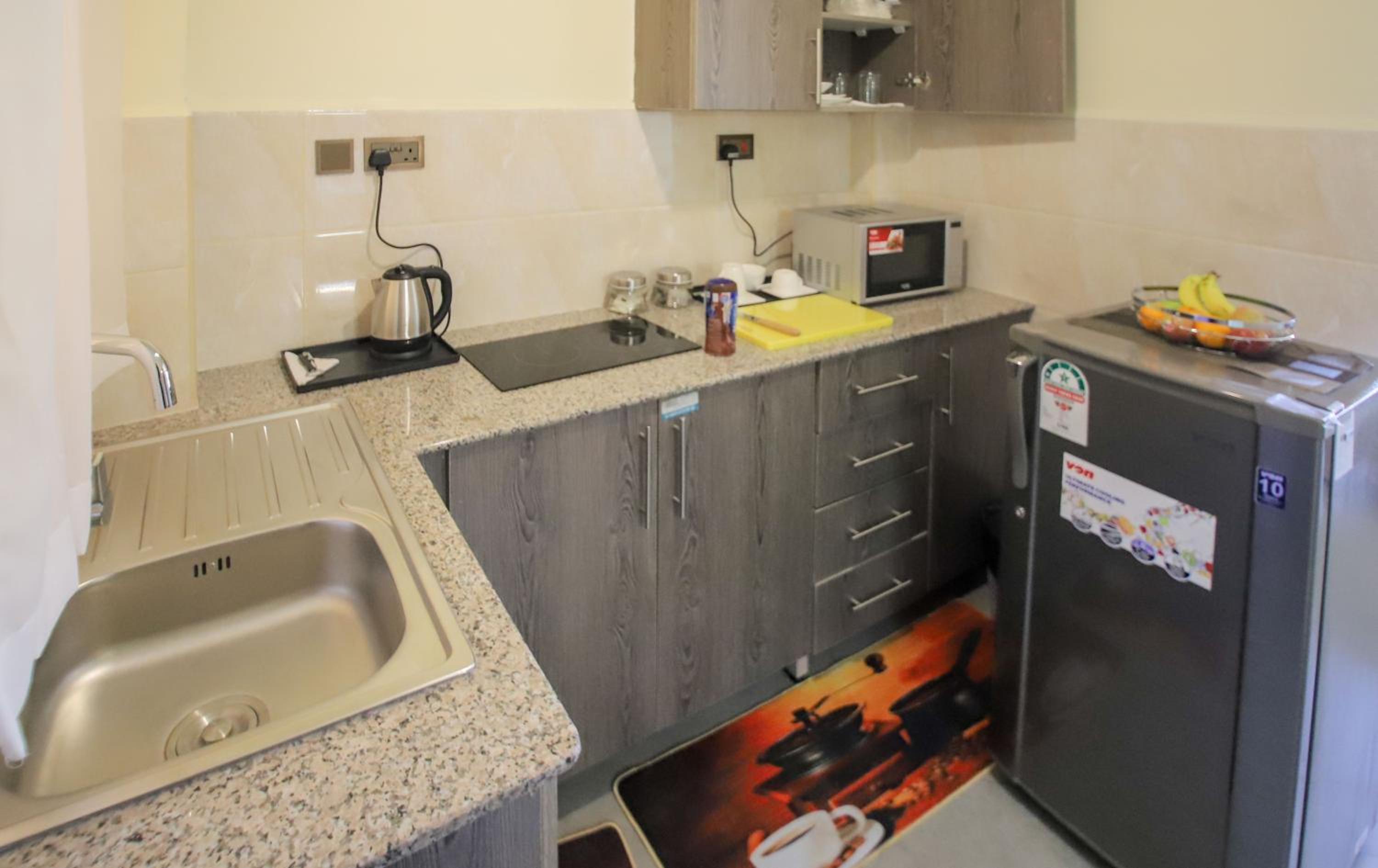 Two-Bedroom Apartment - Photo 11