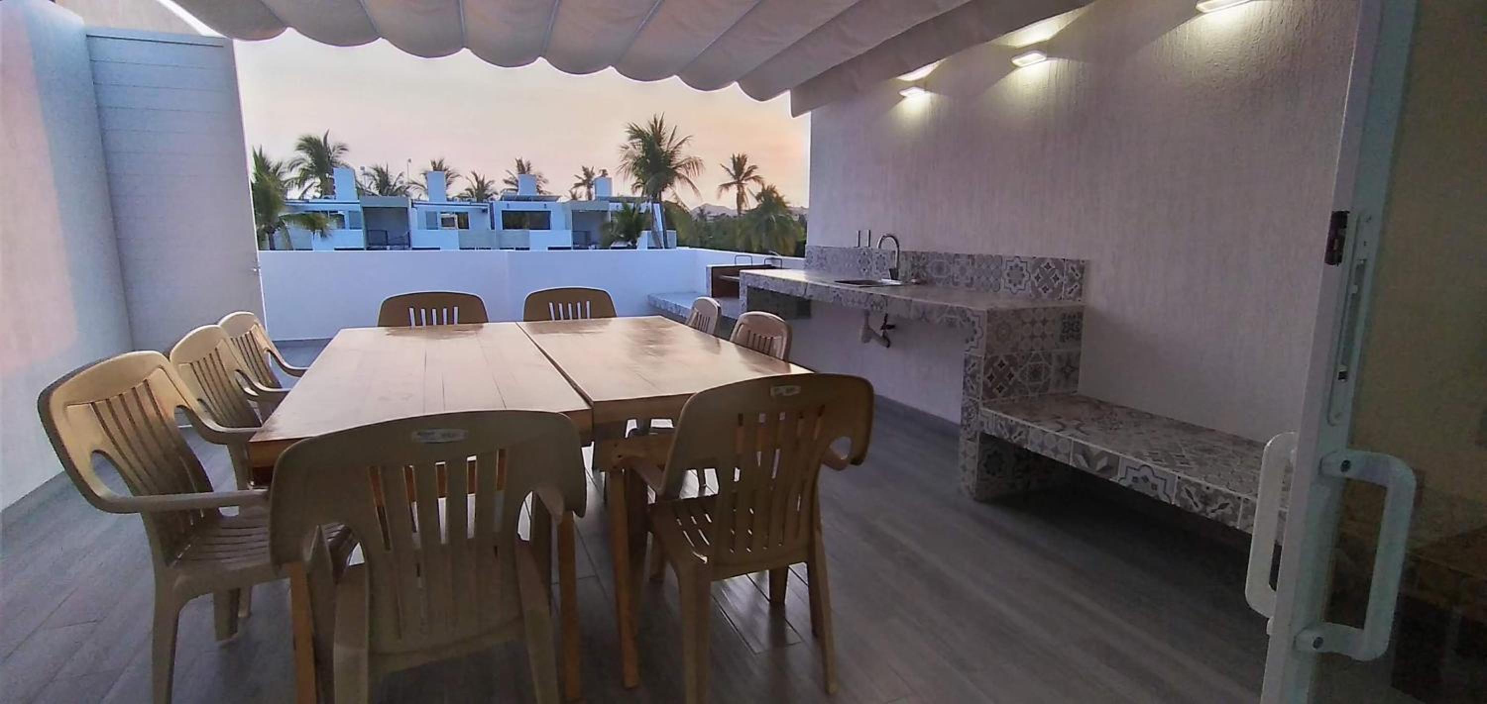 Three-Bedroom Apartment - Photo 23