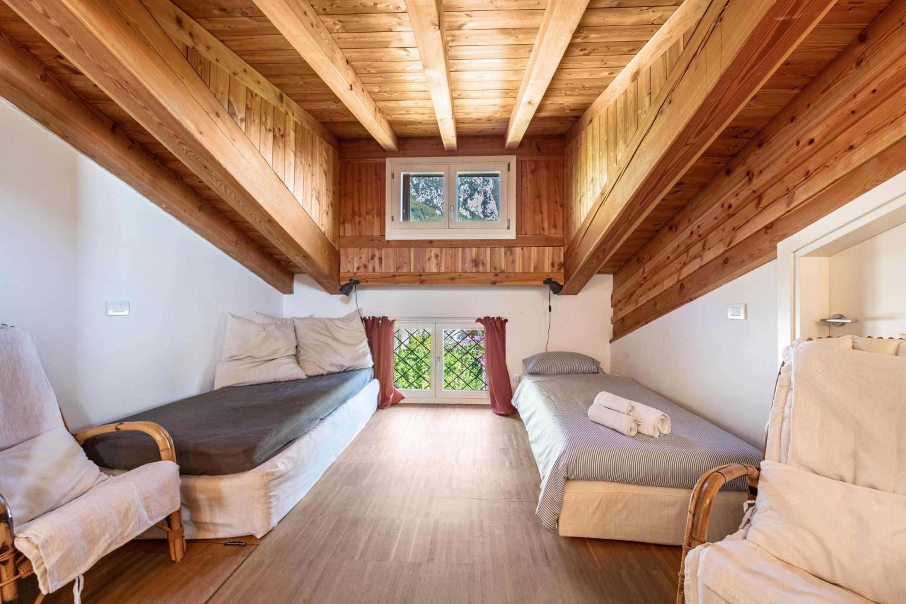 One-Bedroom House photo 3