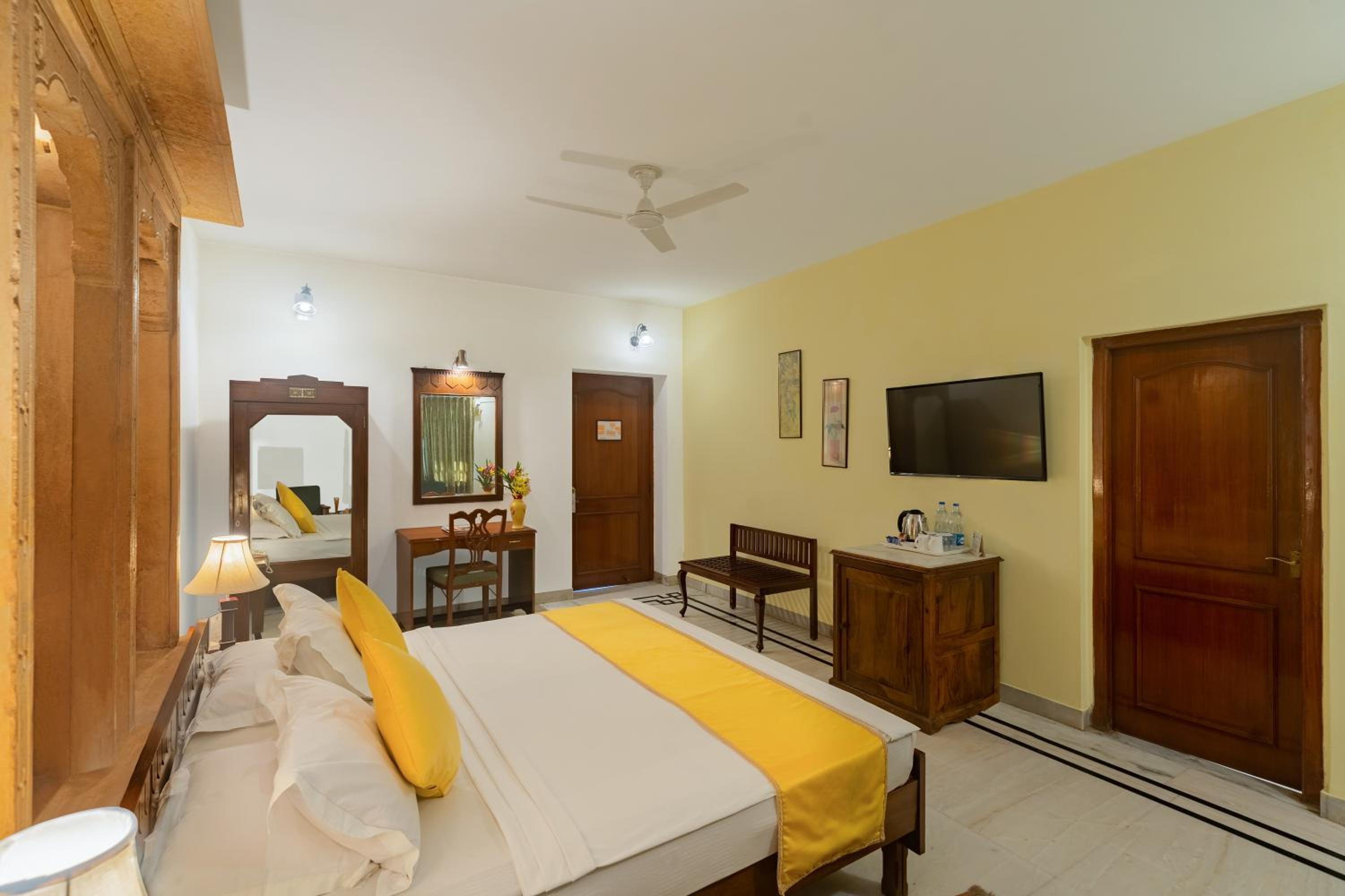 Deluxe Double Room photo 3