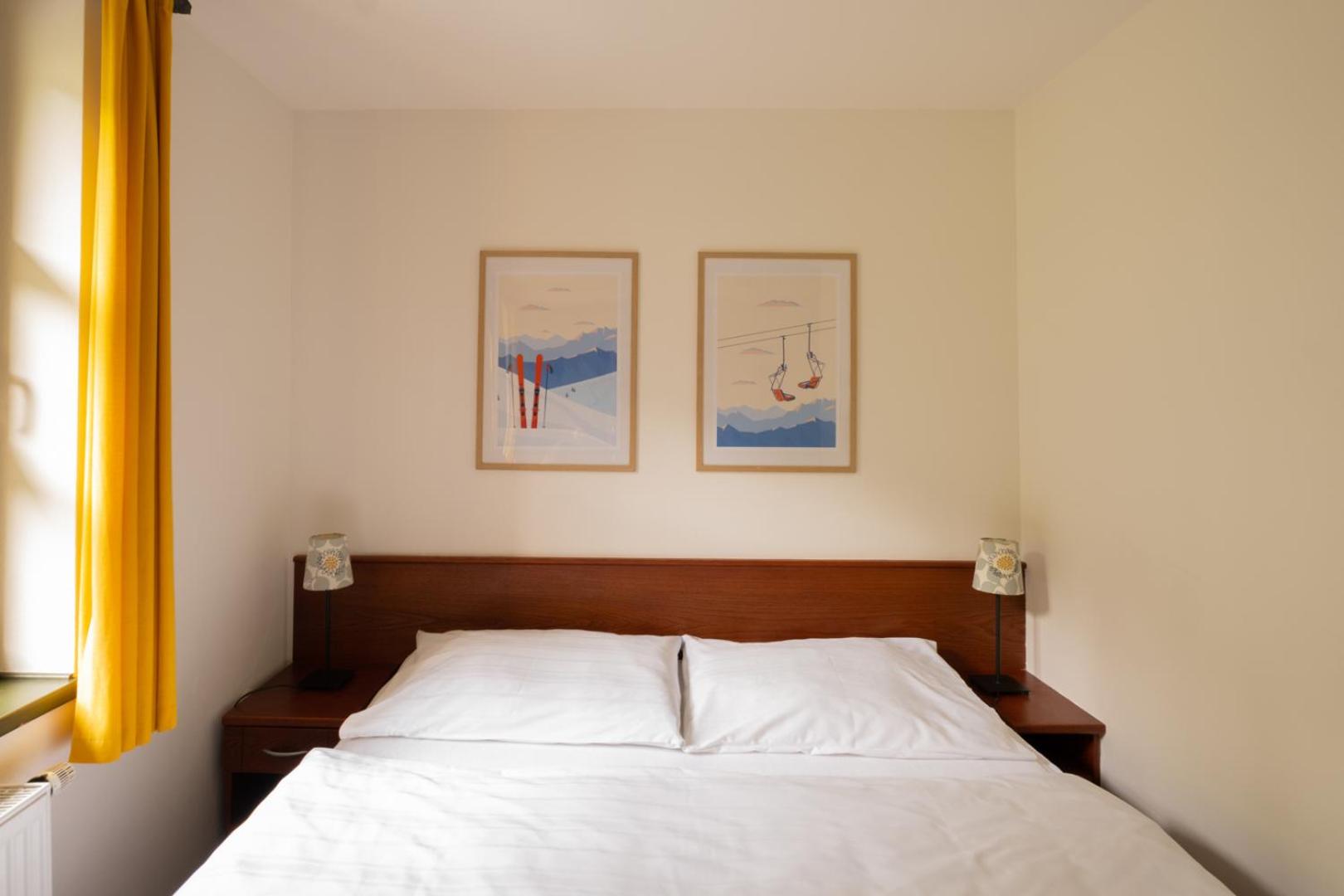 Double Room - Photo 5