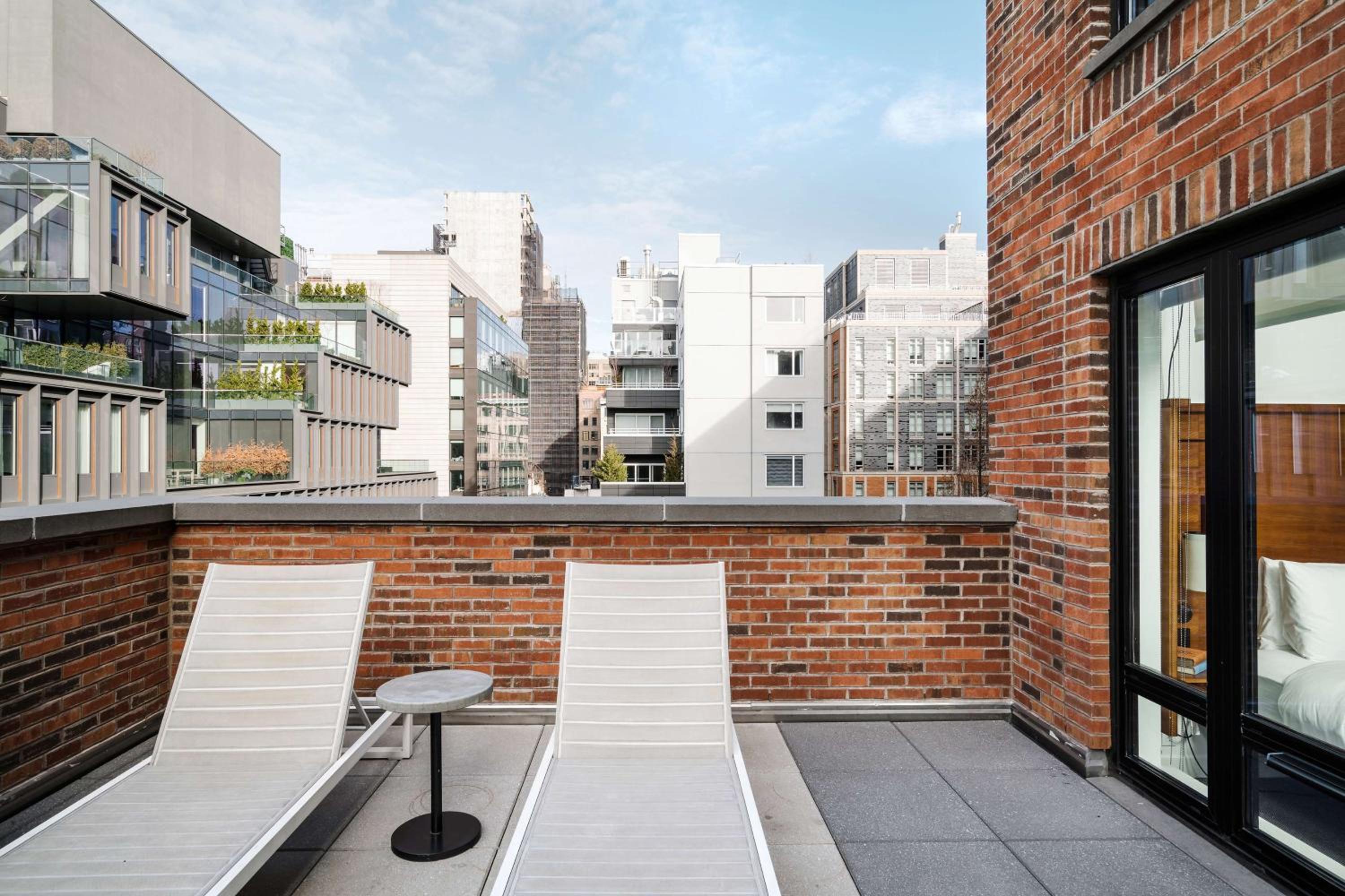 Terrace Queen
