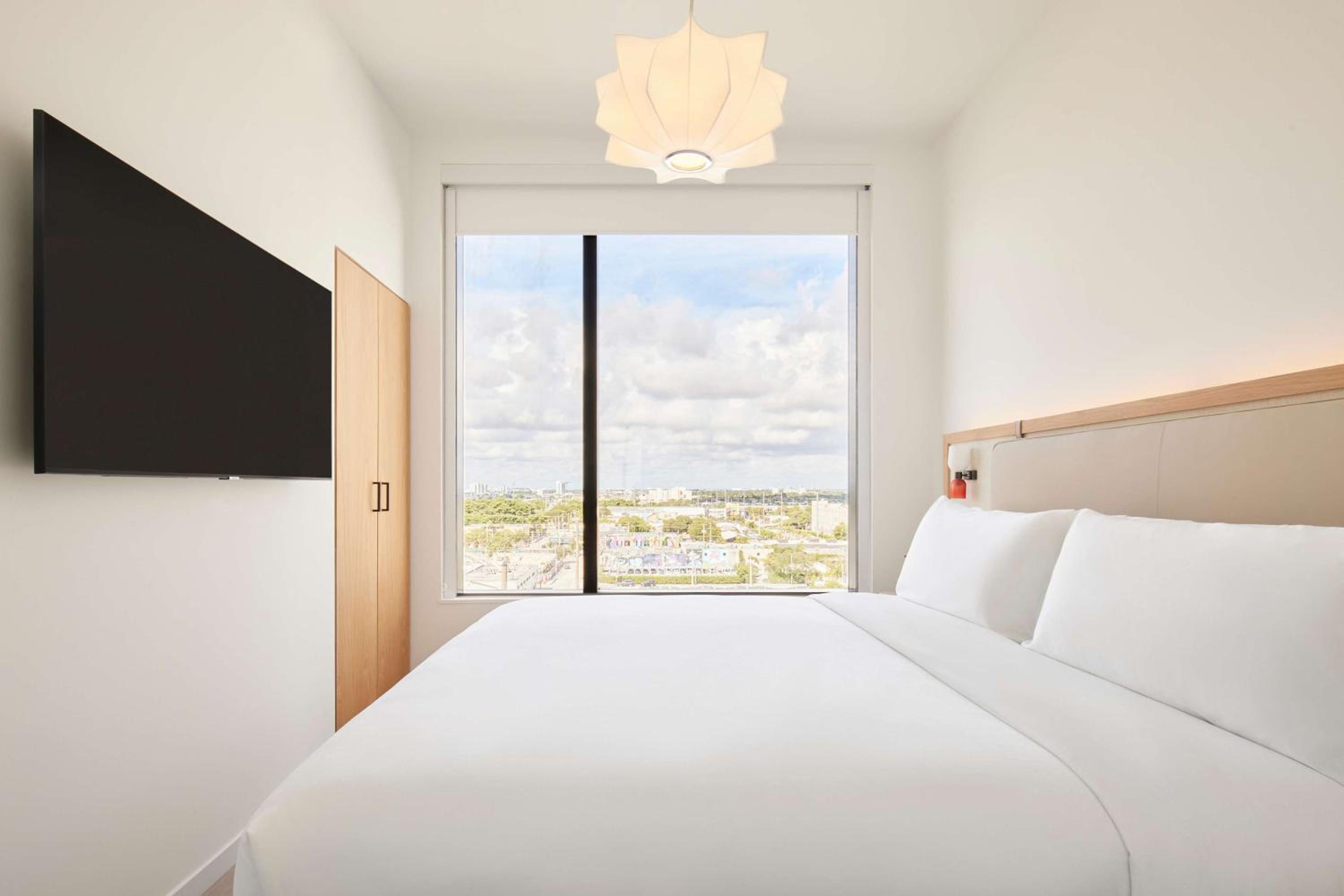 Arlo Suite