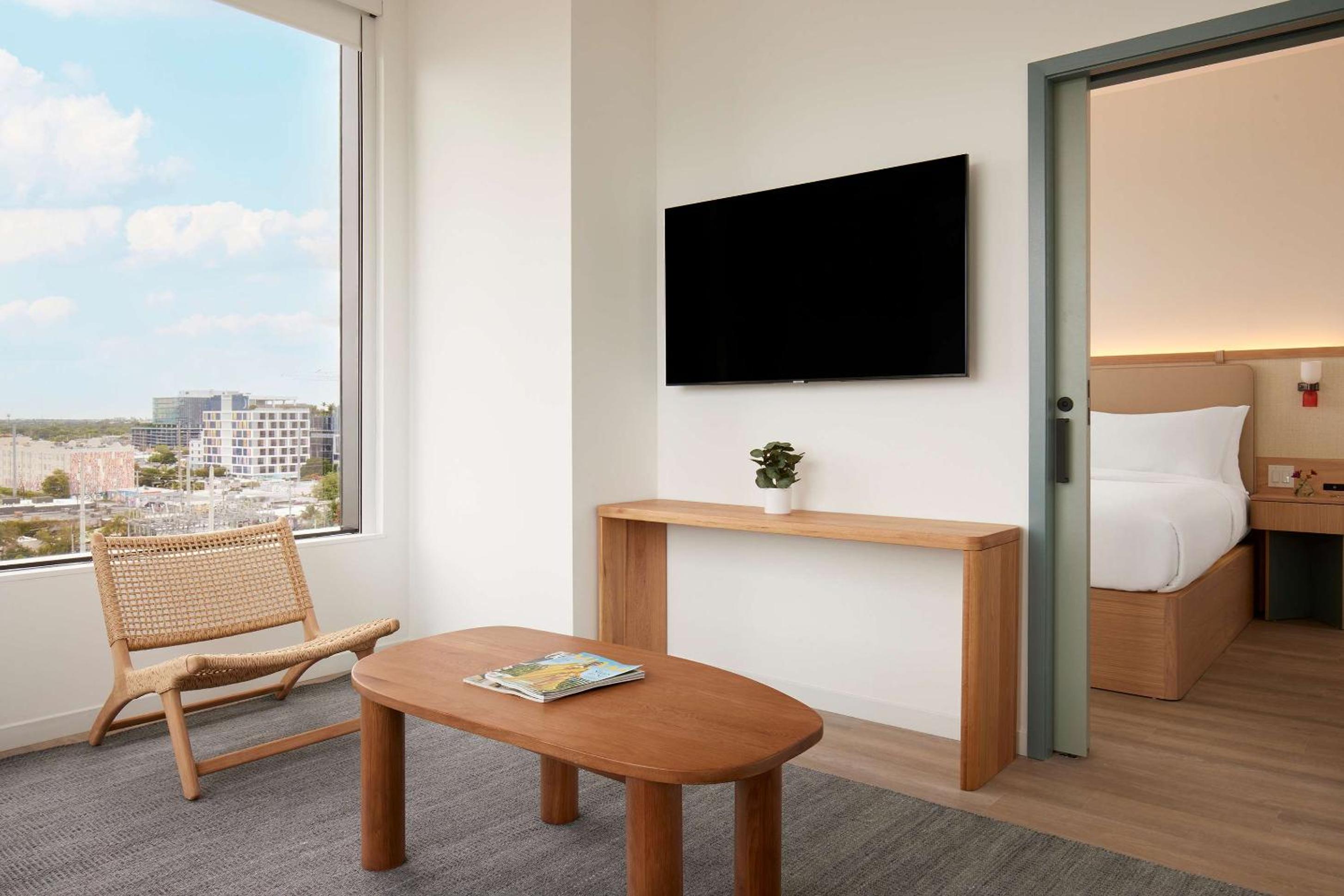 Arlo Suite