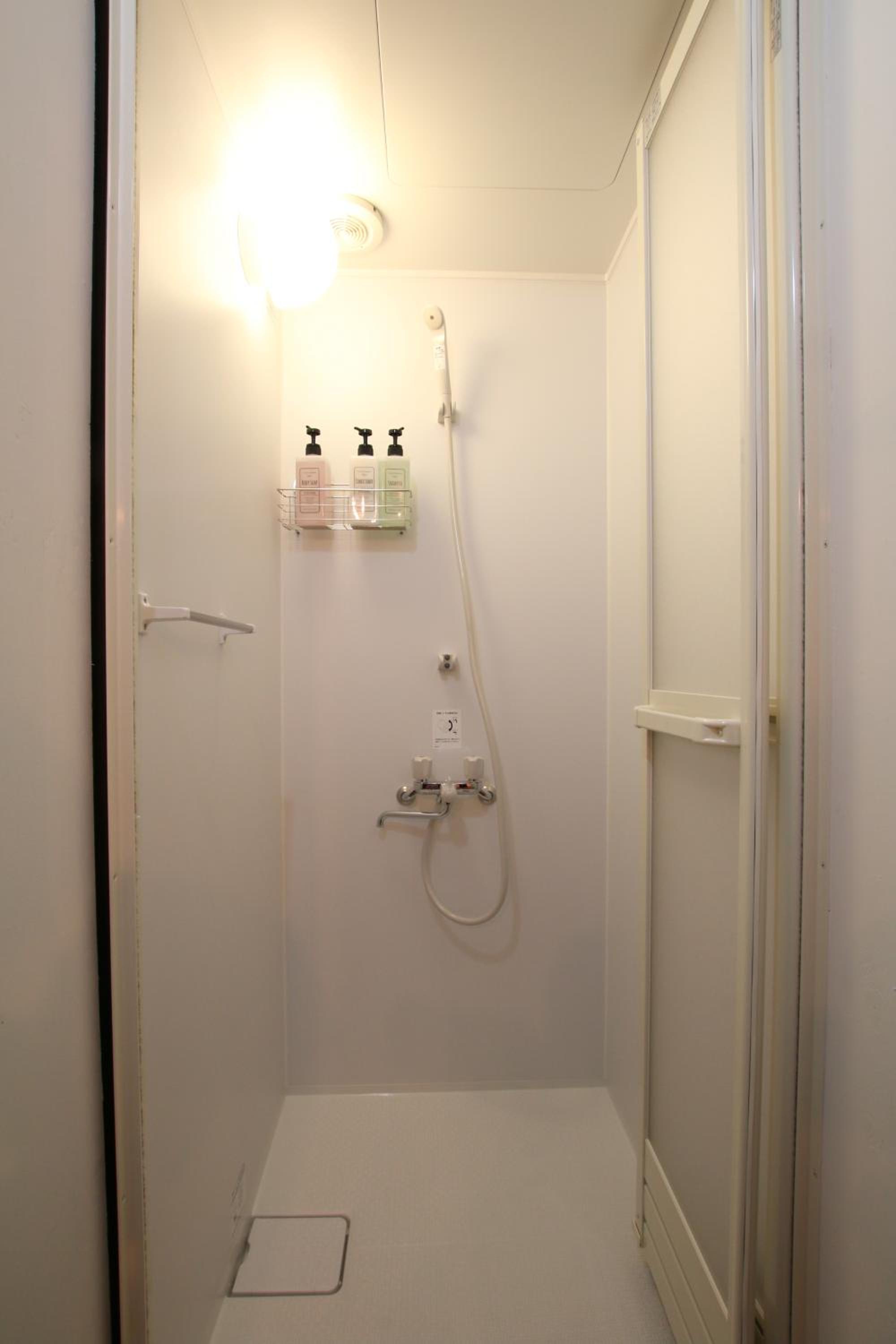 Glamping Room with Bunk Bed photo 2