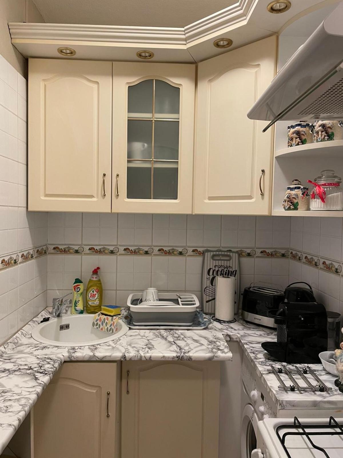 Two-Bedroom Apartment - Photo 20
