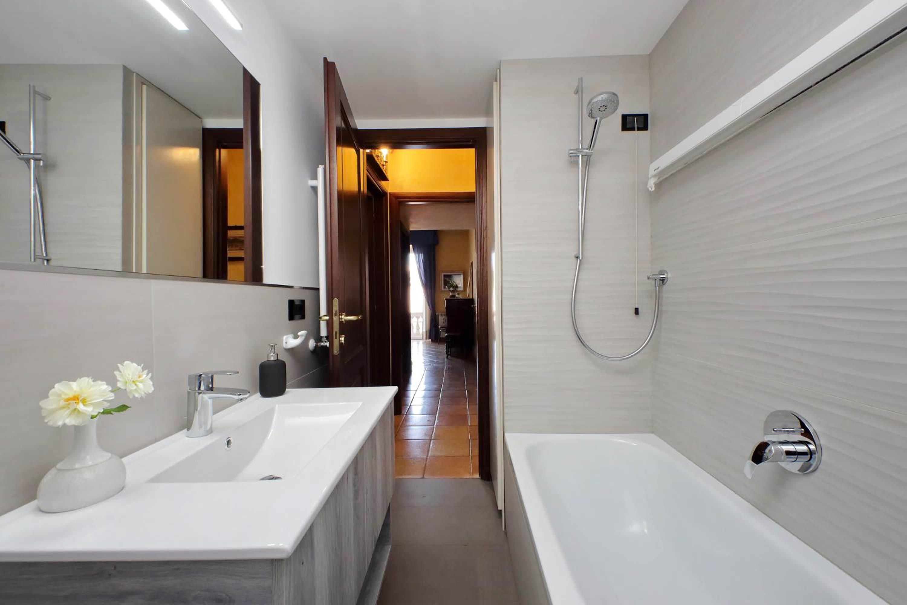 Two-Bedroom Apartment -- Via San Giovanni in Laterano 226 photo 3