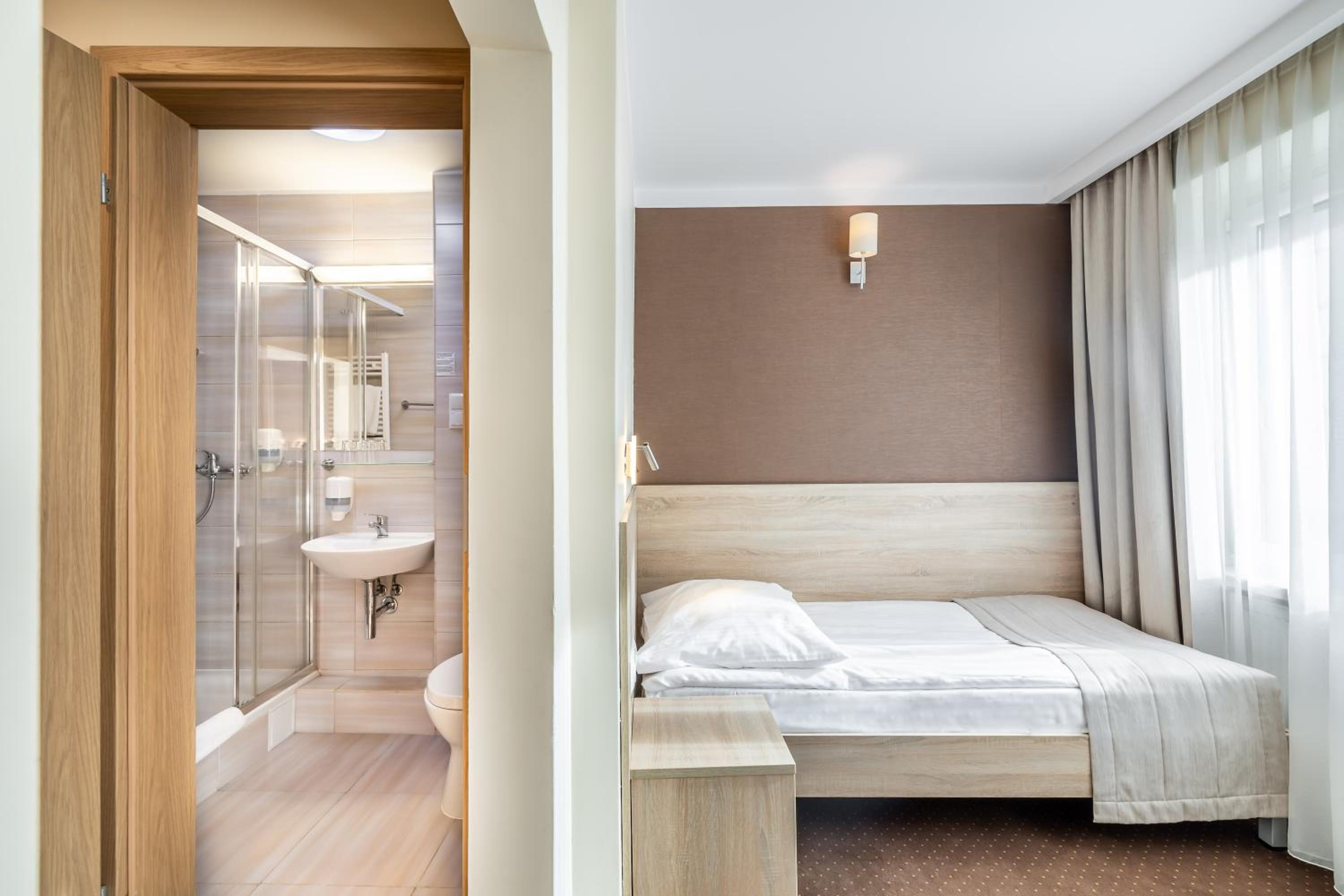 Basic Triple Room - Photo 4