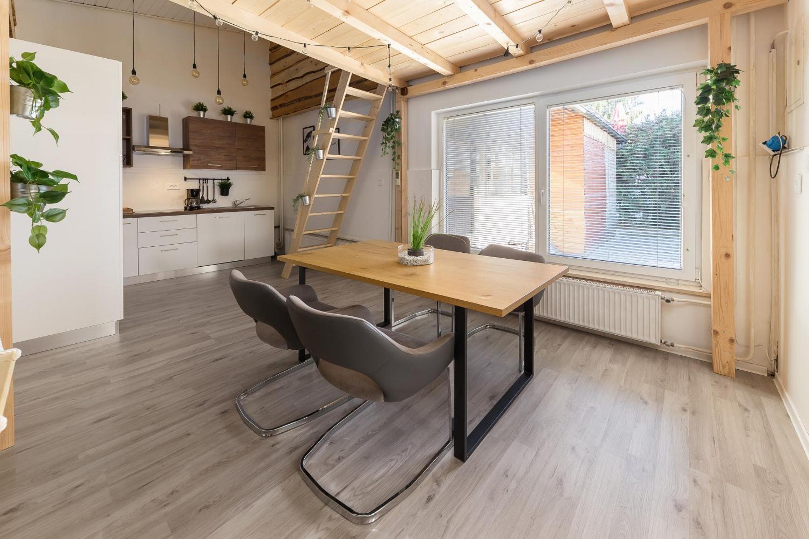 Three-Bedroom Apartment - Photo 3