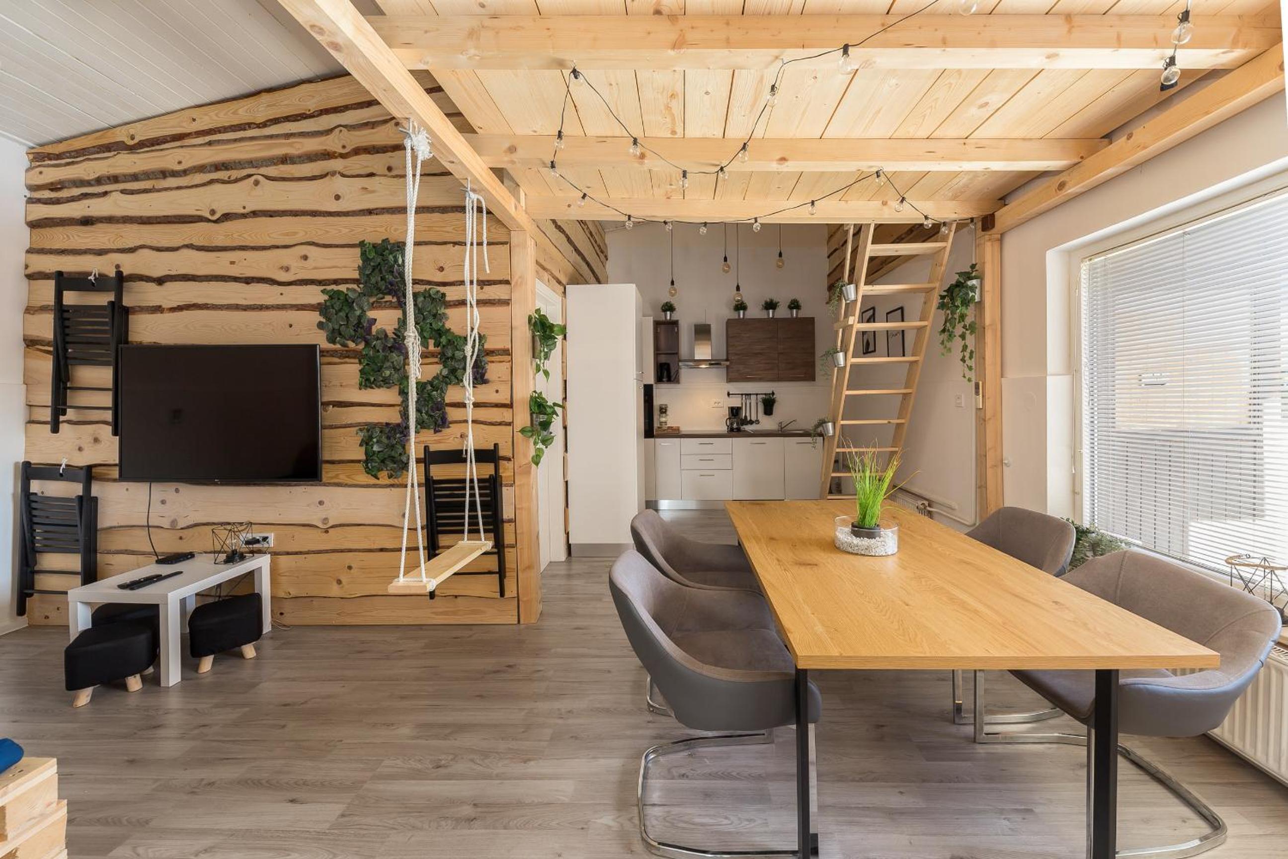 Three-Bedroom Apartment - Photo 1
