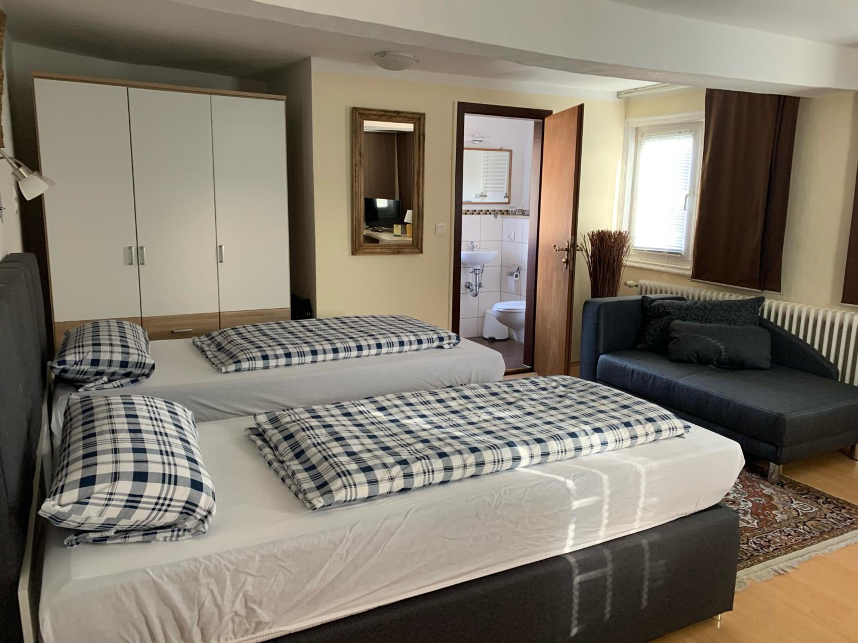 Double or Twin Room photo 2