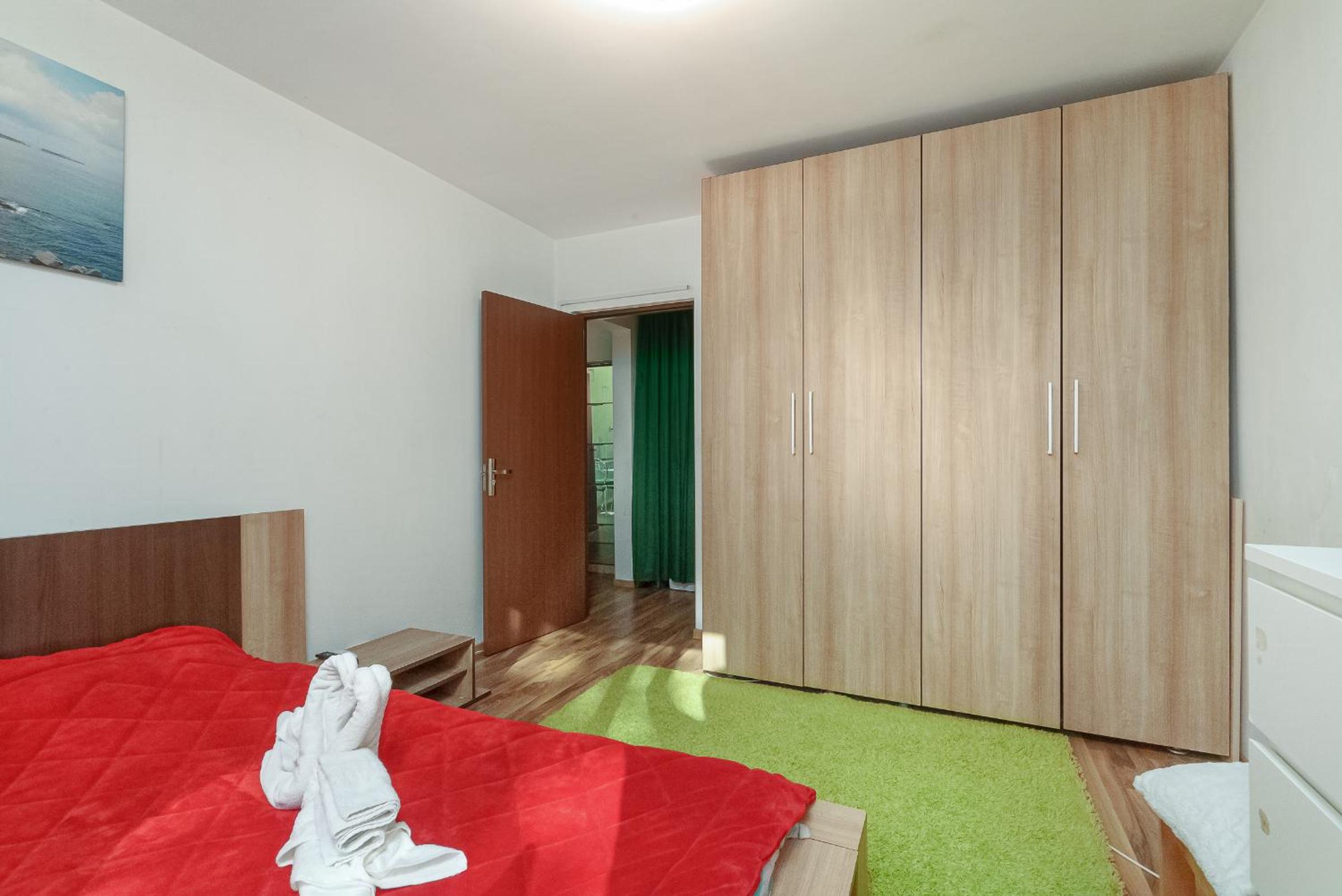 Apartment - Photo 19