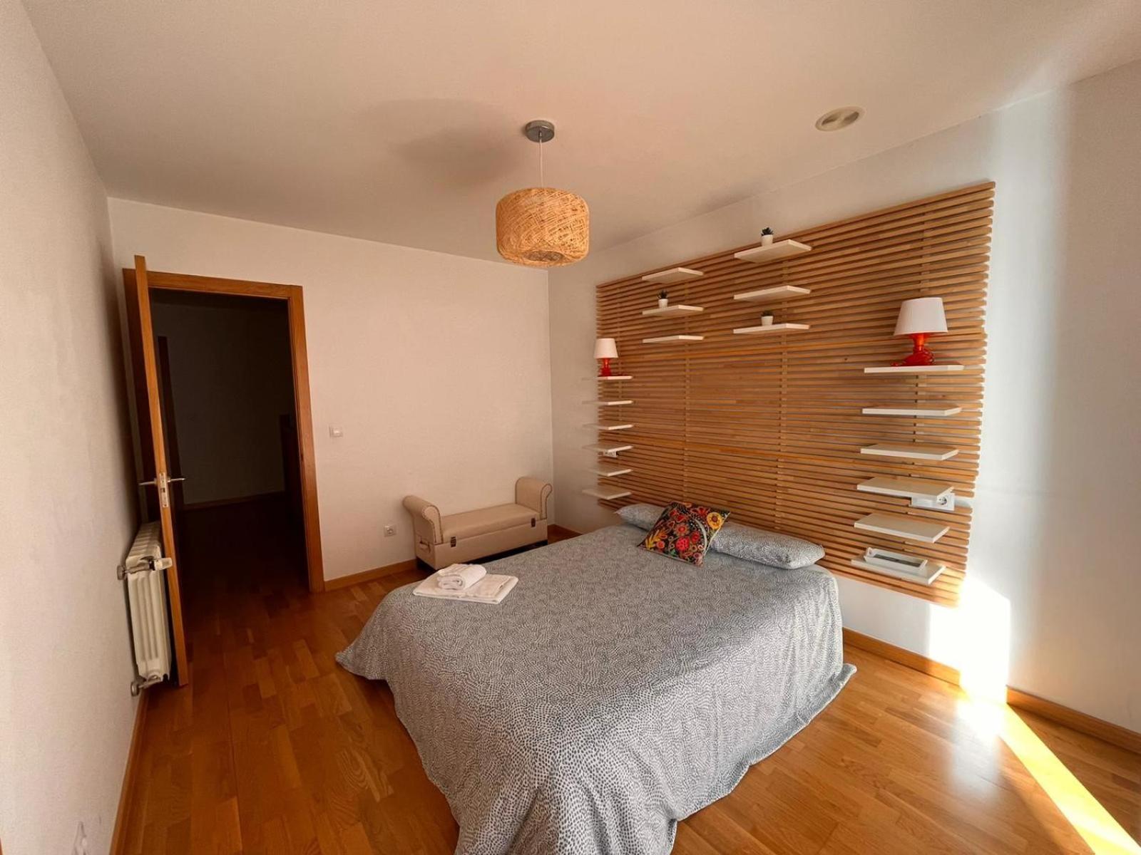 Three-Bedroom House - Photo 4